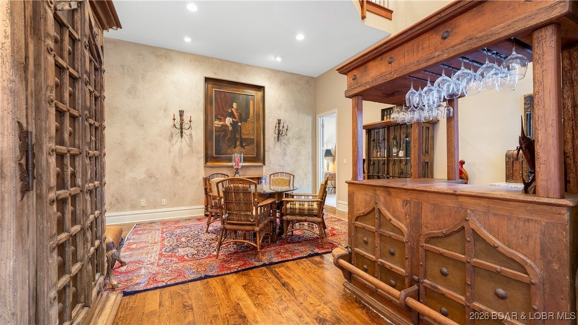 Sunrise Beach, Missouri, 65079, United States, 6 Bedrooms Bedrooms, ,7 BathroomsBathrooms,Residential,Pending,2009370