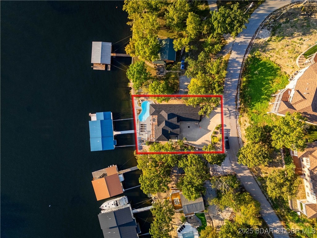 Sunrise Beach, Missouri, 65079, United States, 6 Bedrooms Bedrooms, ,5 BathroomsBathrooms,Residential,Active,1963265