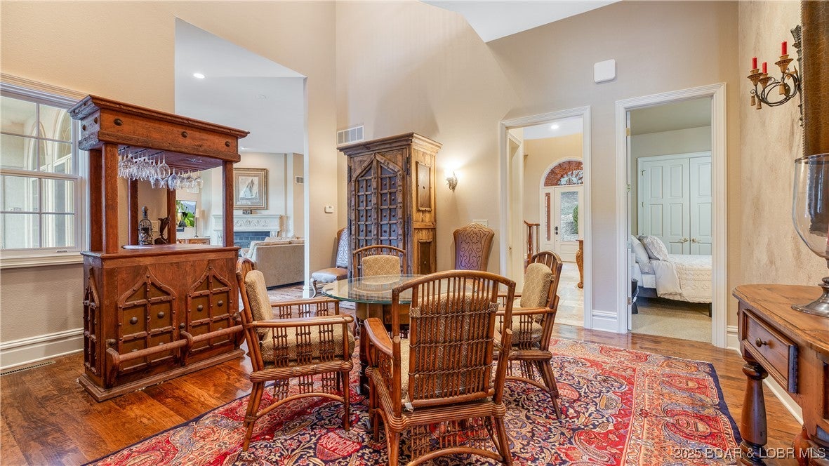 Sunrise Beach, Missouri, 65079, United States, ,7 BathroomsBathrooms,Residential,Active,1748281