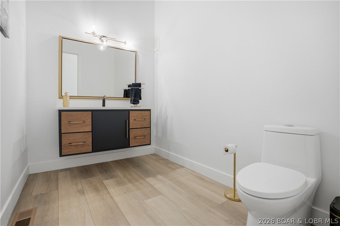 Porto Cima, Missouri, 65079, United States, 6 Bedrooms Bedrooms, ,9 BathroomsBathrooms,Residential,Active,2017446