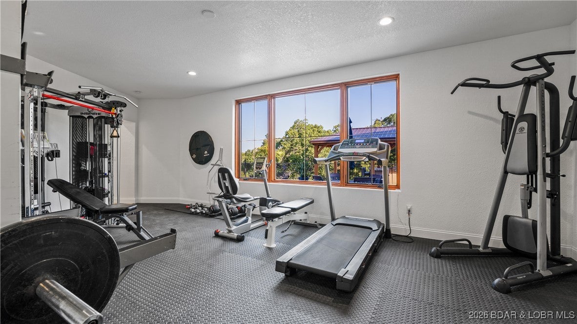 Osage Beach, Missouri, 65065, United States, 8 Bedrooms Bedrooms, ,8 BathroomsBathrooms,Residential,Active,2012239