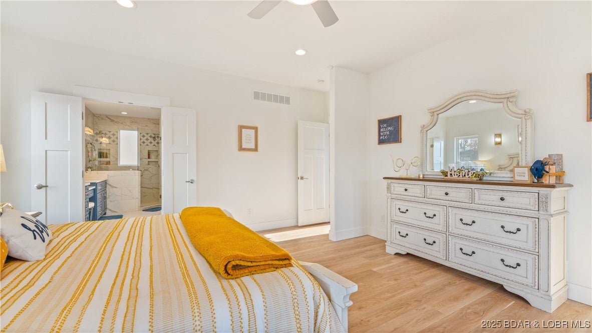 Roach, Missouri, 65787, United States, 8 Bedrooms Bedrooms, ,5 BathroomsBathrooms,Residential,Active,2007100