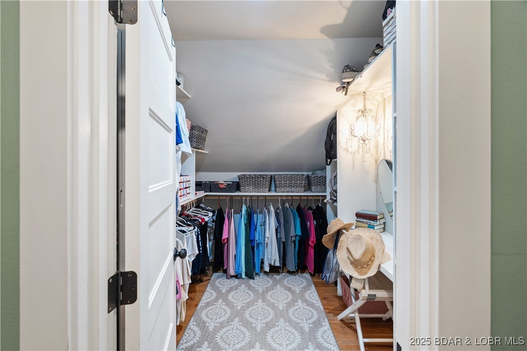 Lake Ozark, Missouri, 65049, United States, 4 Bedrooms Bedrooms, ,5 BathroomsBathrooms,Residential,Active,1960161