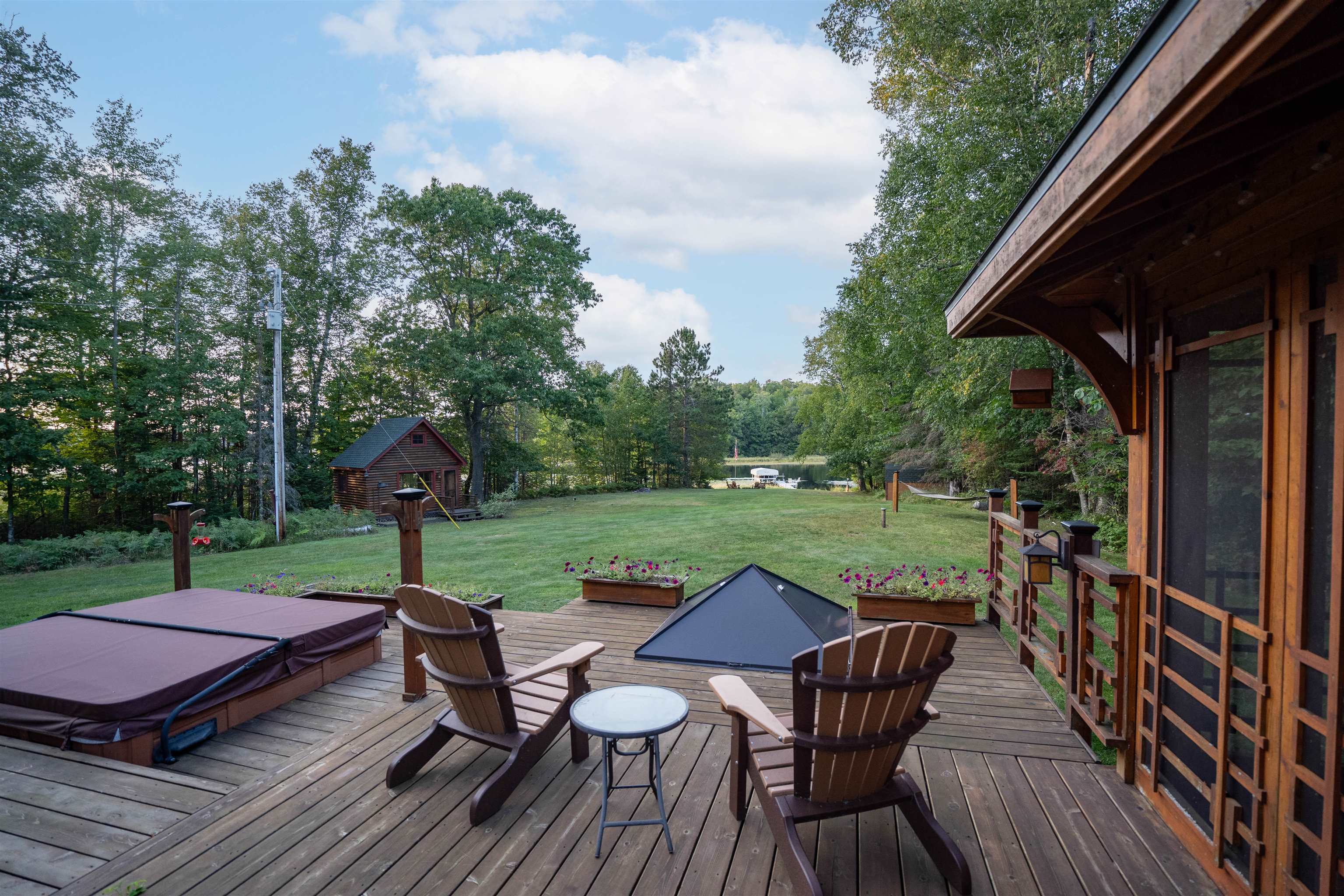 Superior, Wisconsin, 54880, United States, 3 Bedrooms Bedrooms, ,3 BathroomsBathrooms,Residential,Active,1888517
