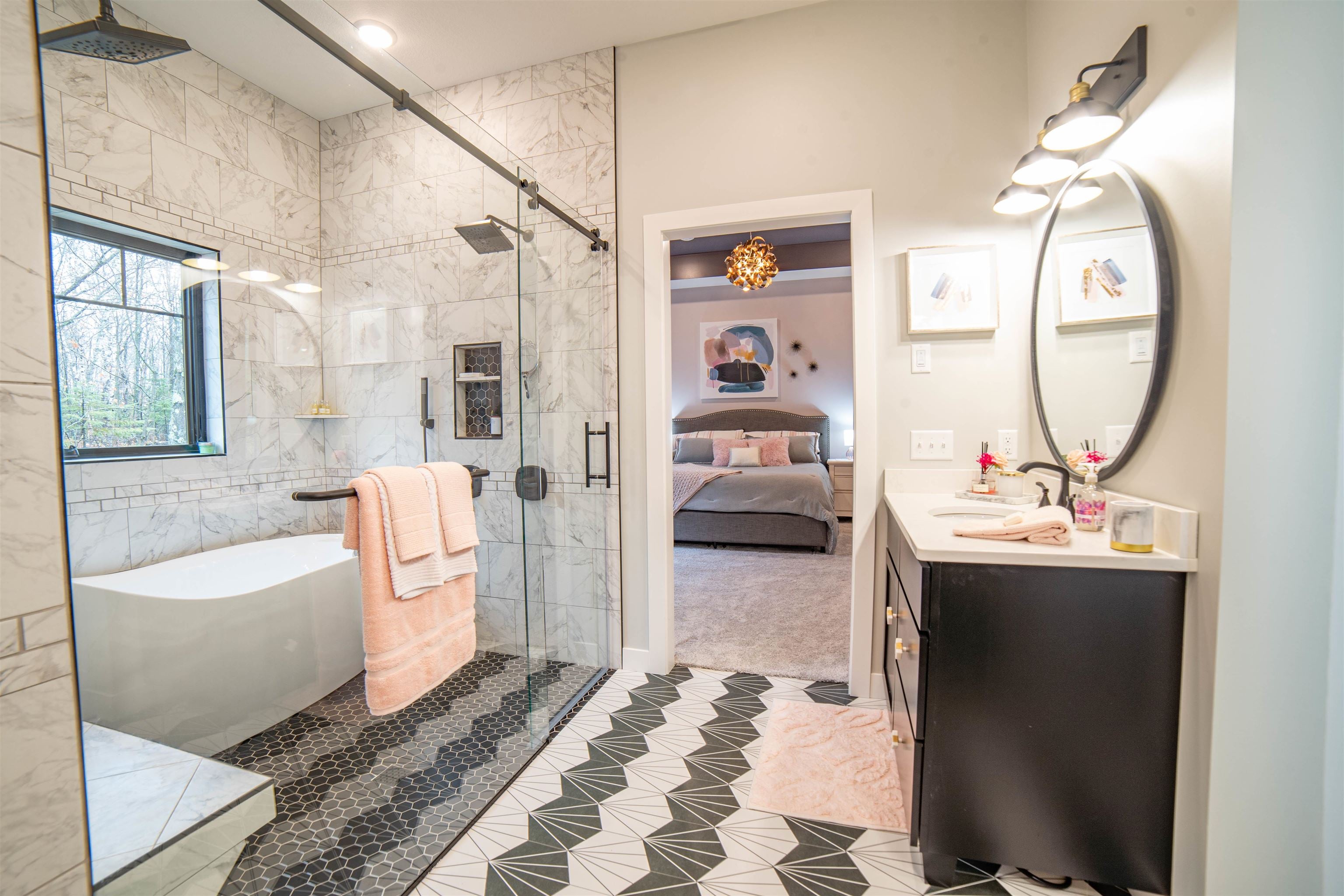 Duluth, Minnesota, 55811, United States, 3 Bedrooms Bedrooms, ,3 BathroomsBathrooms,Residential,Active,1963424