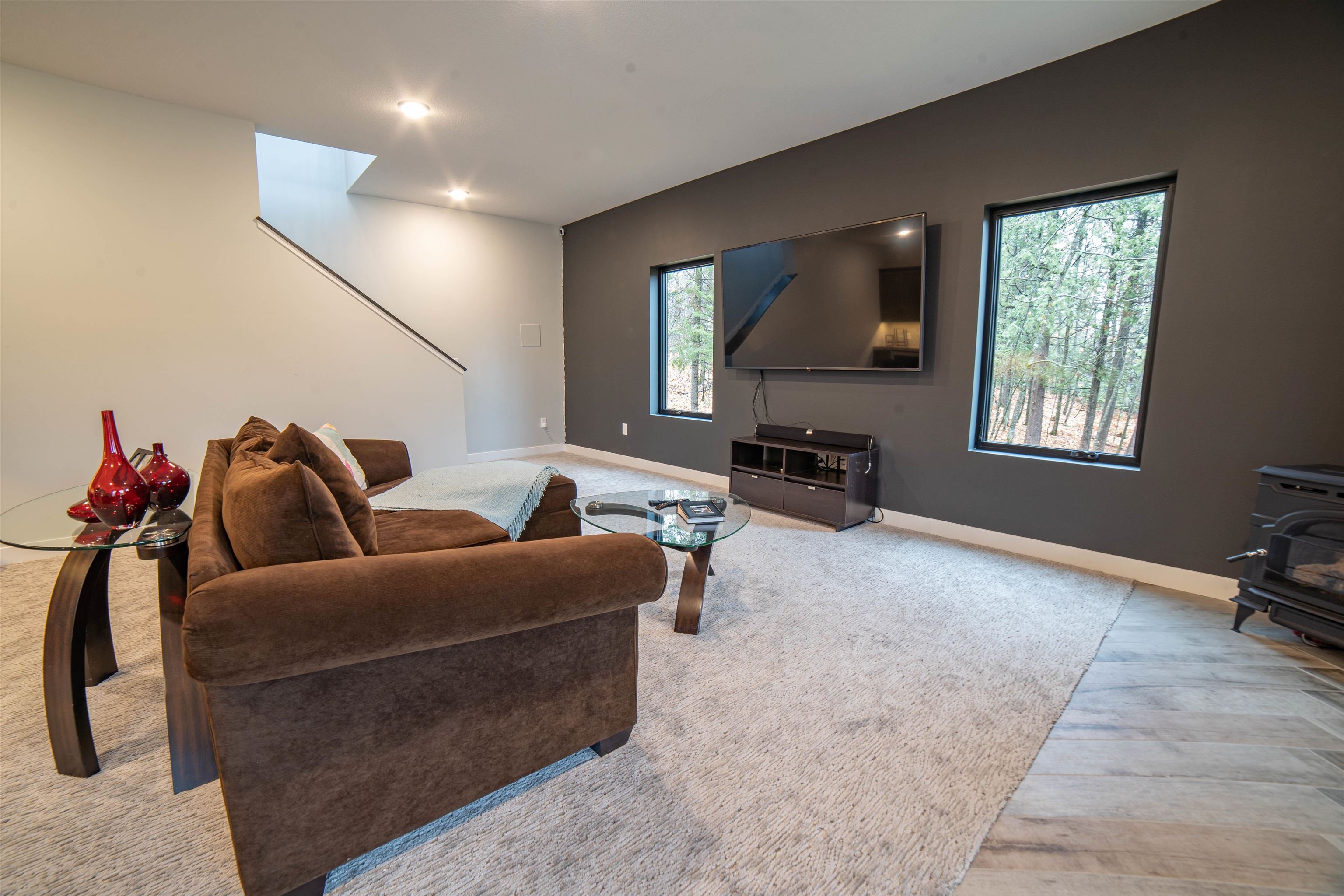 Duluth, Minnesota, 55811, United States, 3 Bedrooms Bedrooms, ,3 BathroomsBathrooms,Residential,Active,1963424