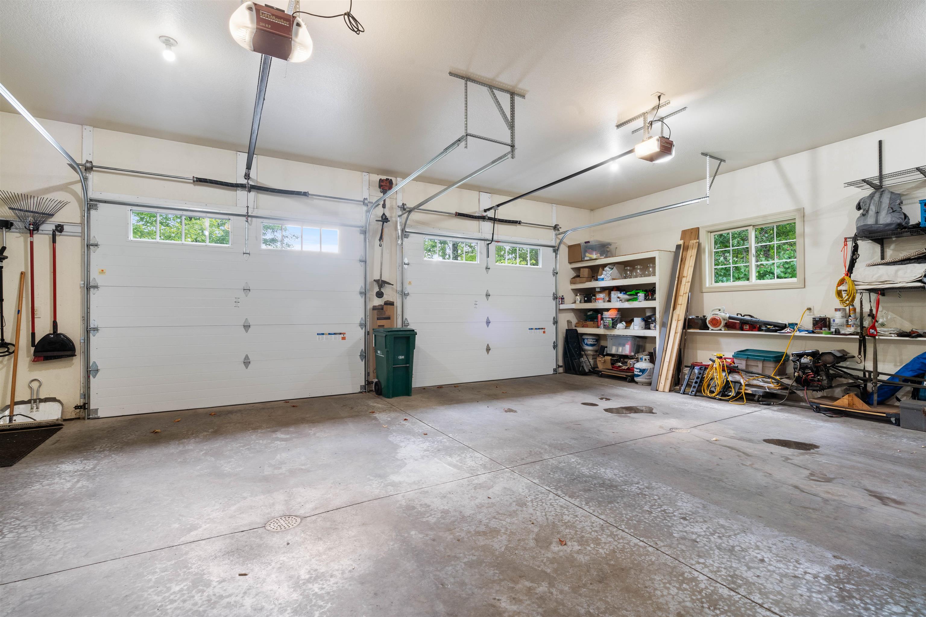 Duluth, Minnesota, 55811, United States, 4 Bedrooms Bedrooms, ,4 BathroomsBathrooms,Residential,Active,1936431