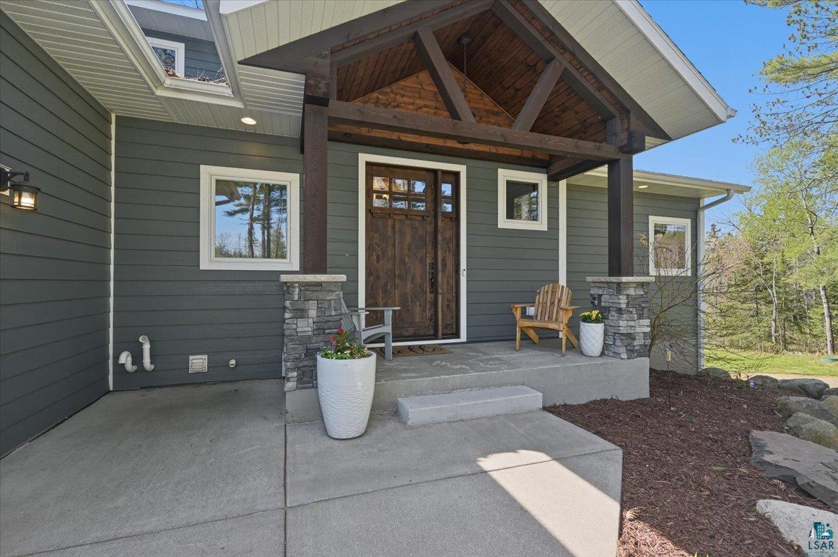 Two Harbors, Minnesota, 55616, United States, 4 Bedrooms Bedrooms, ,4 BathroomsBathrooms,Residential,Active,2021312