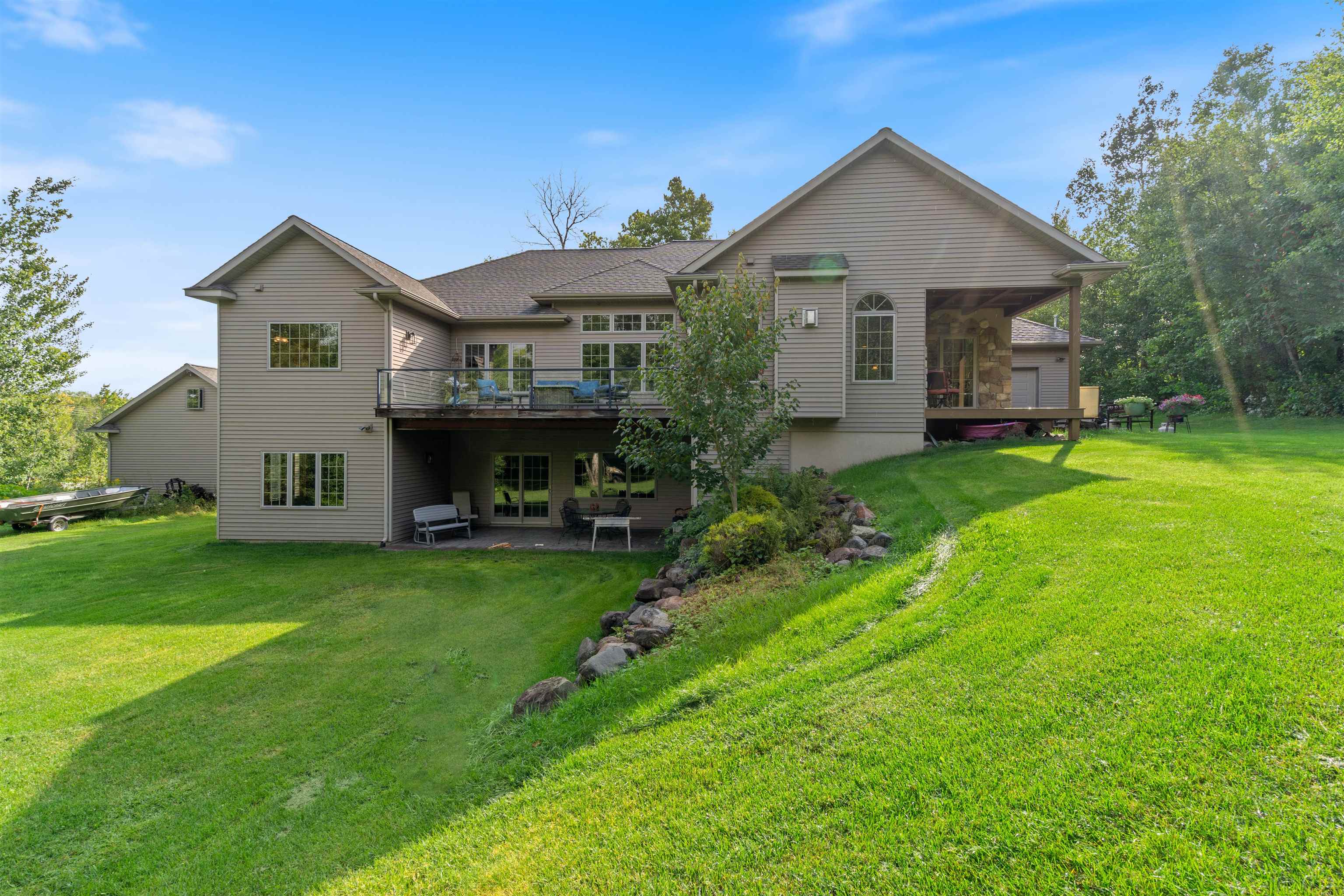 Duluth, Minnesota, 55811, United States, 4 Bedrooms Bedrooms, ,4 BathroomsBathrooms,Residential,Active,1936431