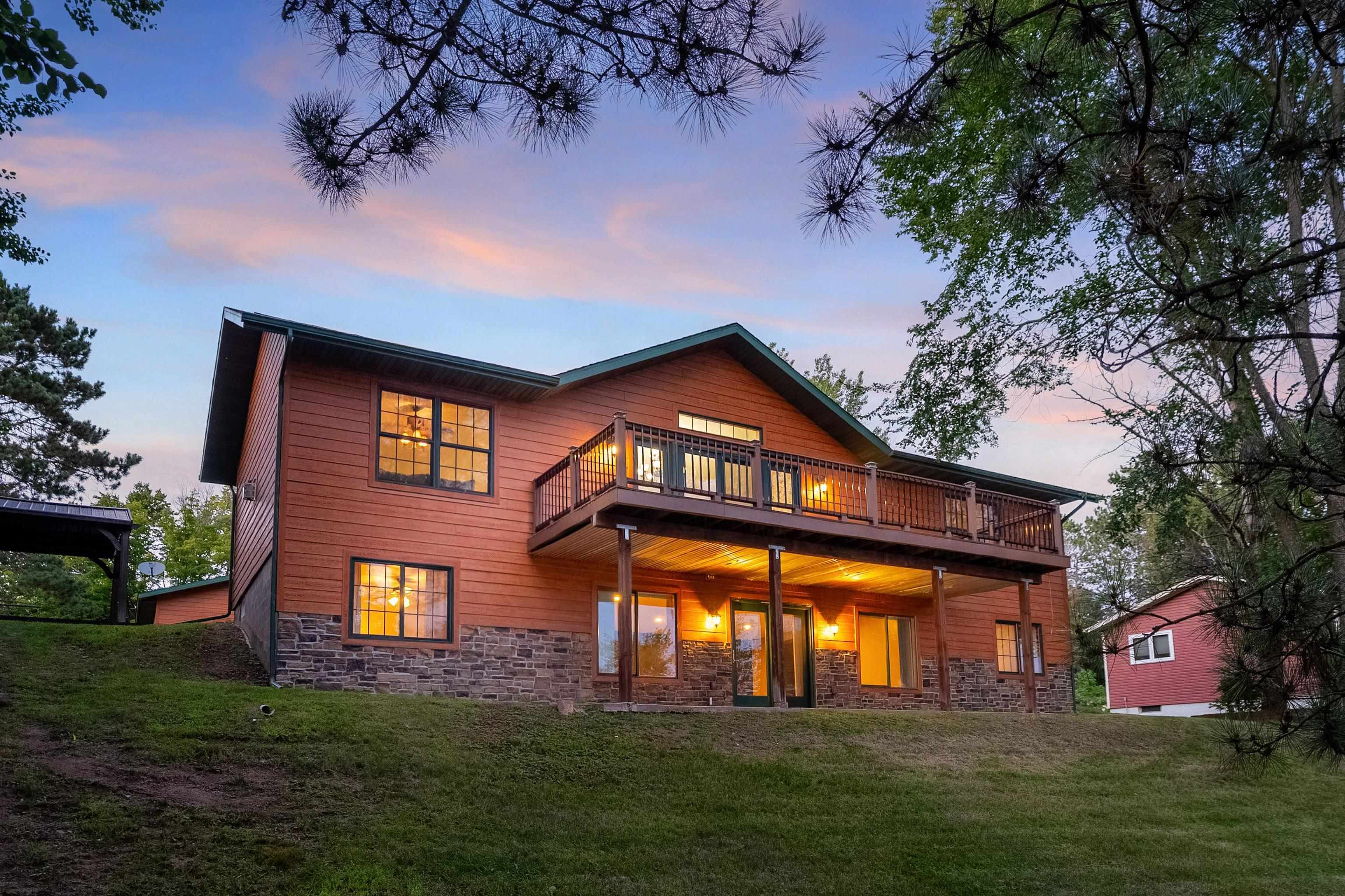 Duluth, Minnesota, 55811, United States, 3 Bedrooms Bedrooms, ,3 BathroomsBathrooms,Residential,Active,1927648