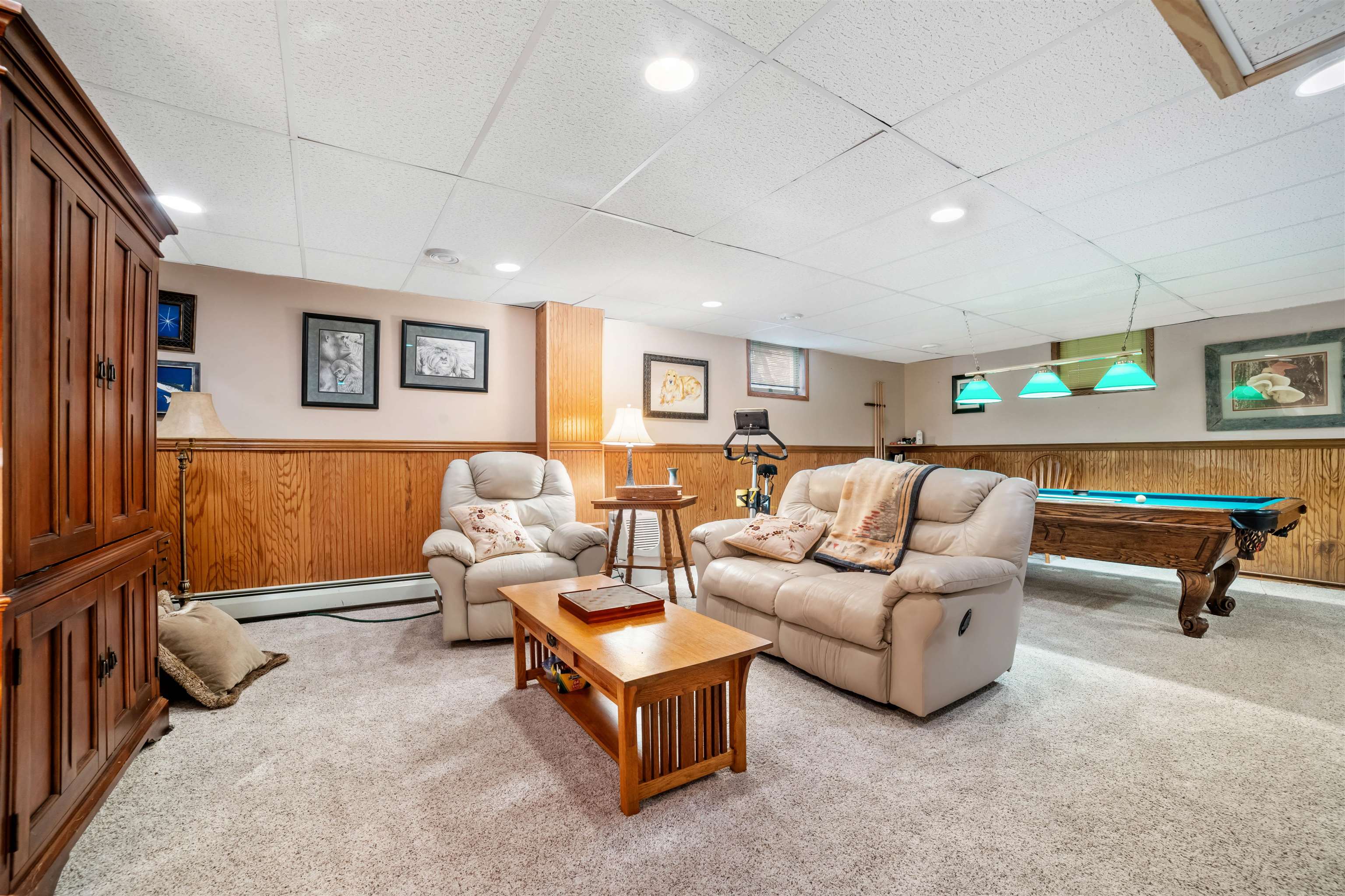 Superior, Wisconsin, 54880, United States, 3 Bedrooms Bedrooms, ,3 BathroomsBathrooms,Residential,Active,1888517