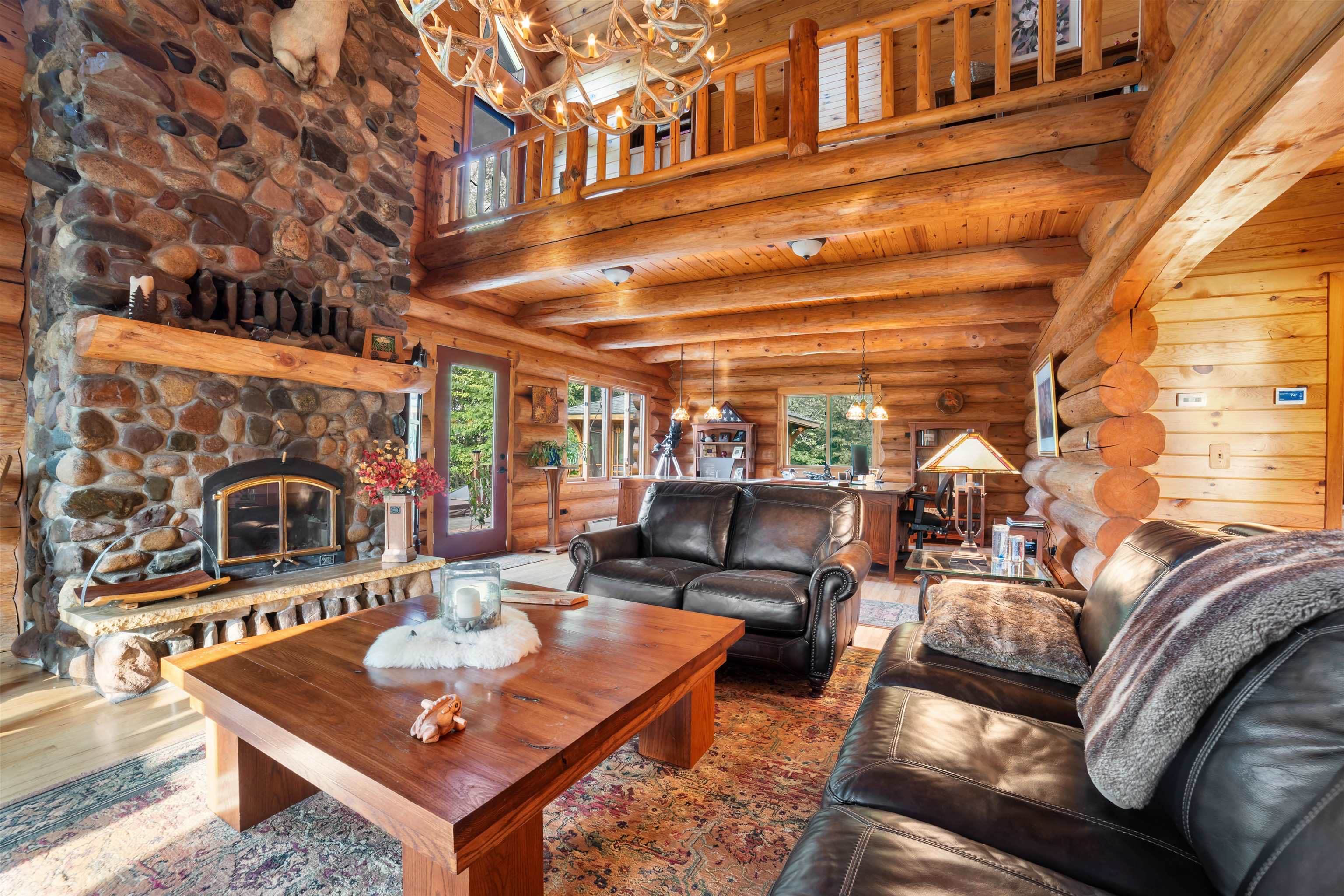 Superior, Wisconsin, 54880, United States, 3 Bedrooms Bedrooms, ,3 BathroomsBathrooms,Residential,Active,1888517