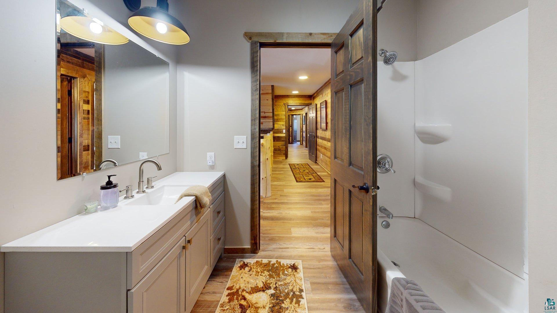 Crane Lake, Minnesota, 55725, United States, ,4 BathroomsBathrooms,Residential,Active,1798065
