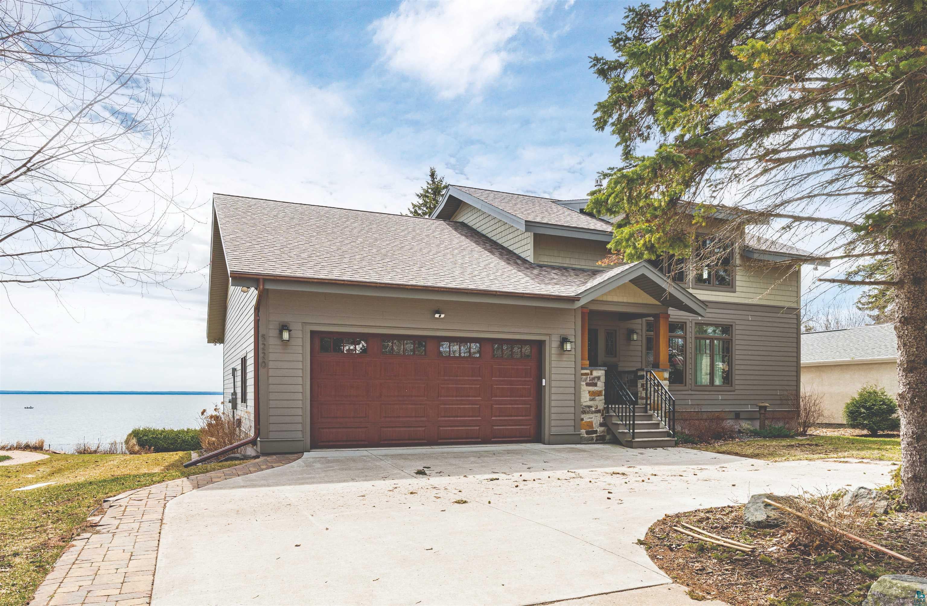 Duluth, Minnesota, 55804, United States, 2 Bedrooms Bedrooms, ,2 BathroomsBathrooms,Residential,Active,2028640