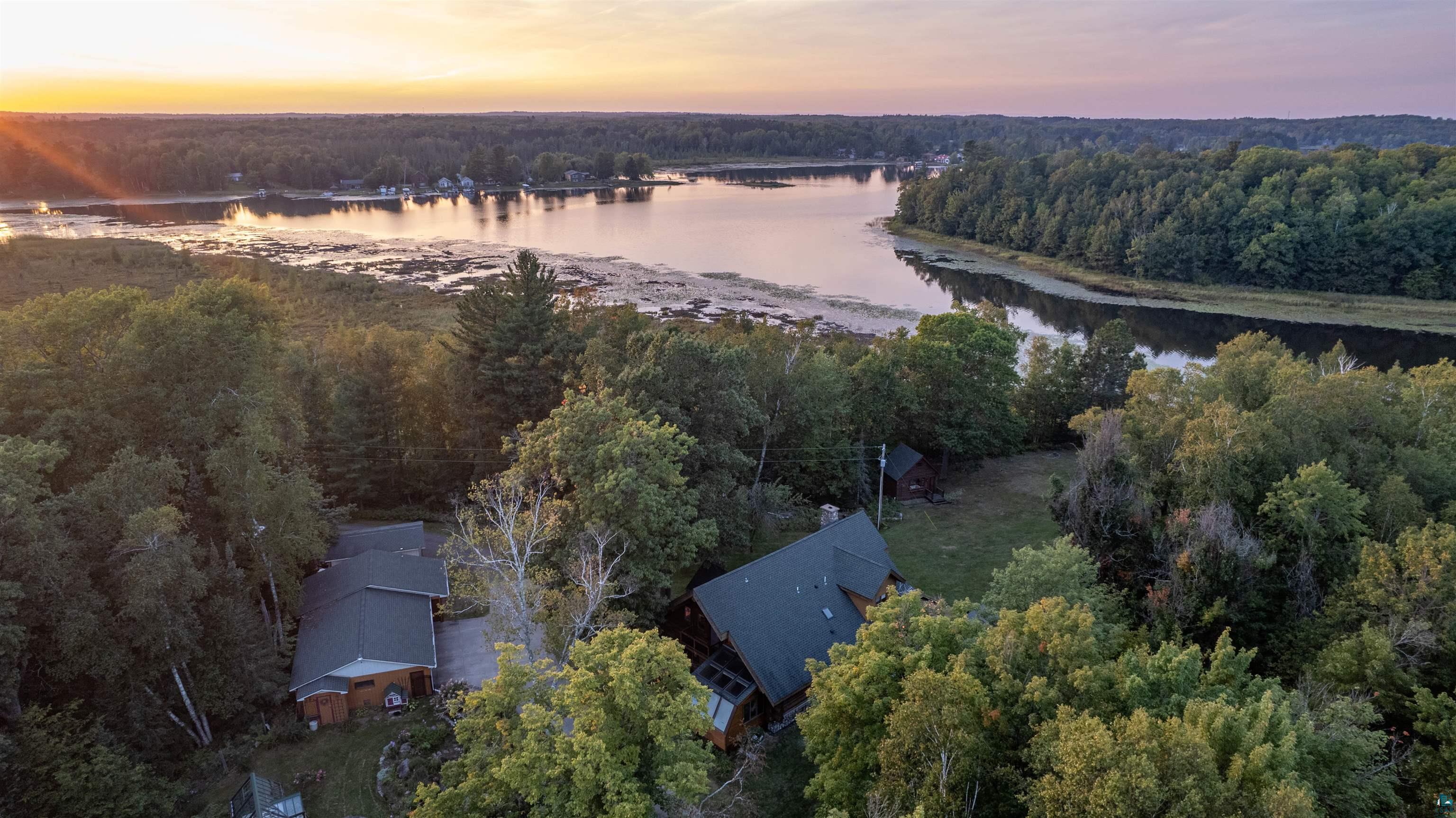 Superior, Wisconsin, 54880, United States, 3 Bedrooms Bedrooms, ,3 BathroomsBathrooms,Residential,Active,1888517