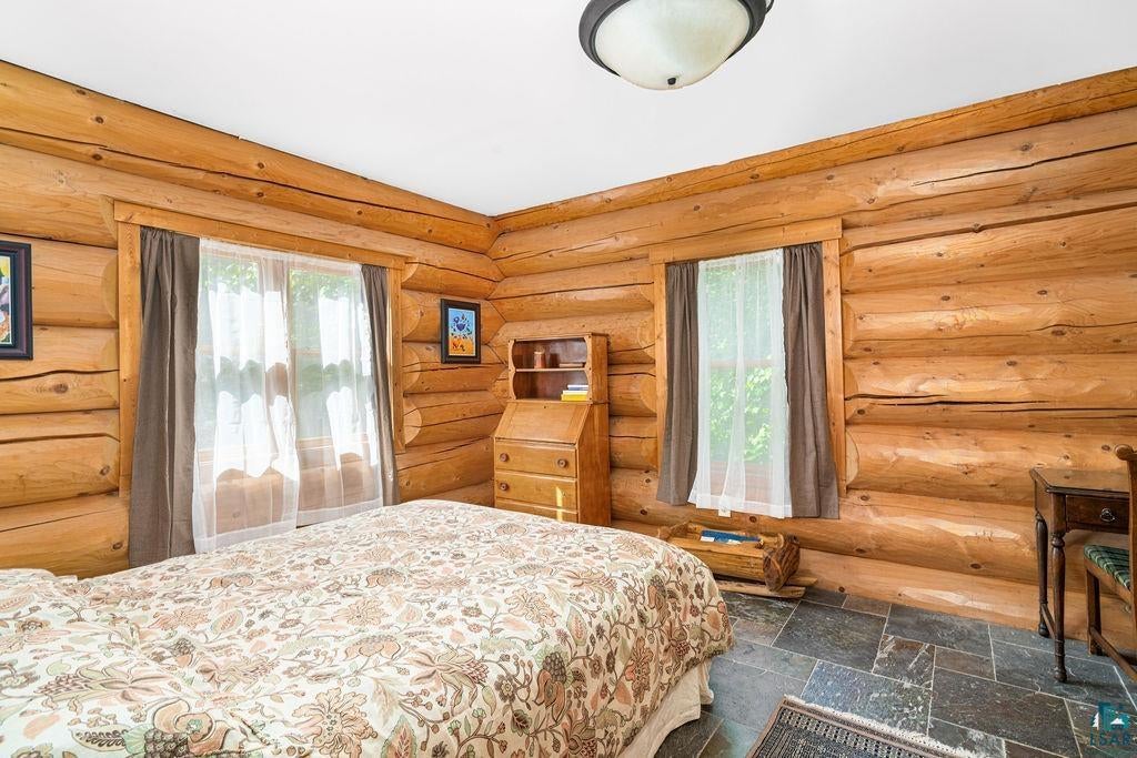 Duluth, Minnesota, 55803, United States, 3 Bedrooms Bedrooms, ,3 BathroomsBathrooms,Residential,Active,1828692