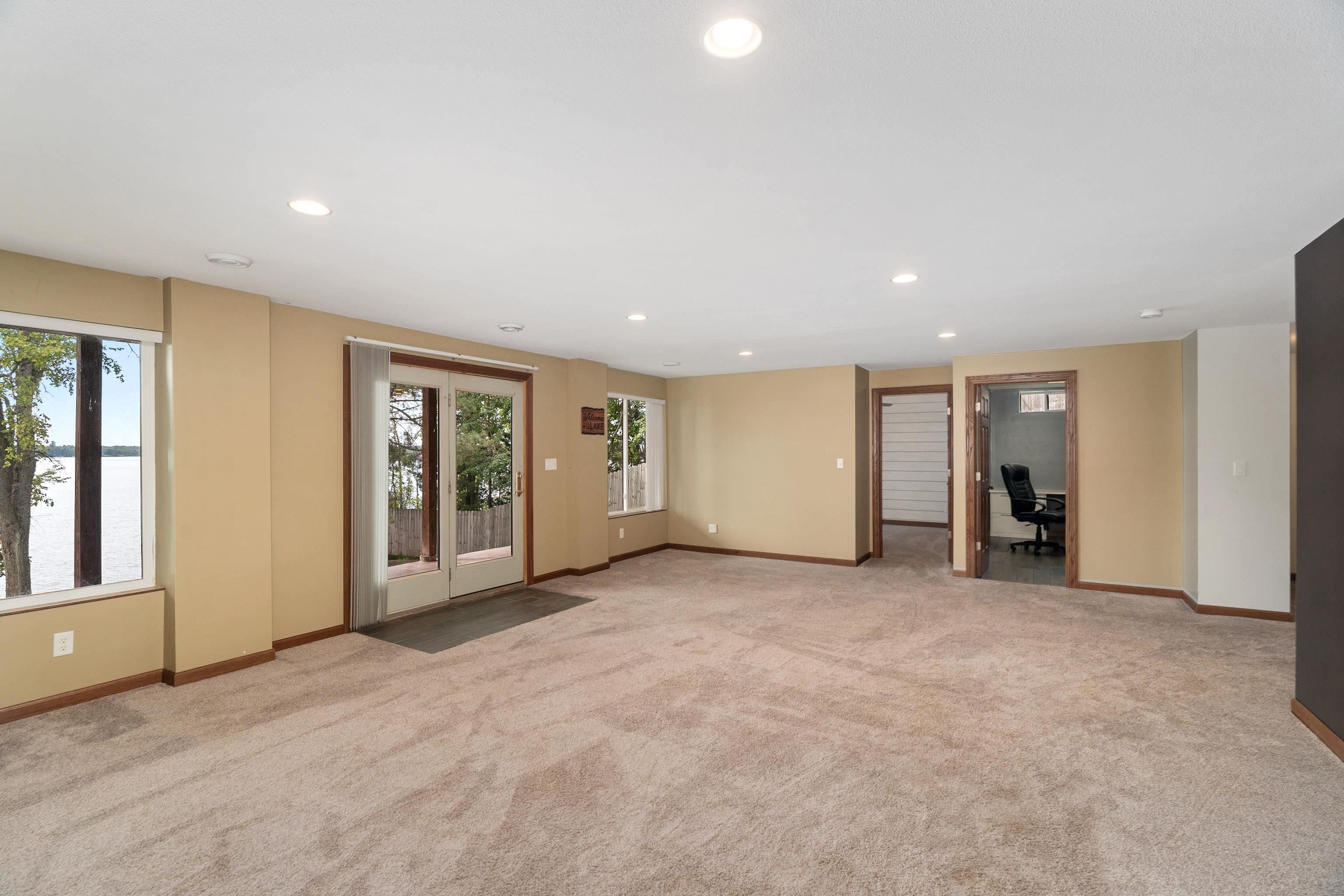 Duluth, Minnesota, 55811, United States, 3 Bedrooms Bedrooms, ,3 BathroomsBathrooms,Residential,Active,1927648