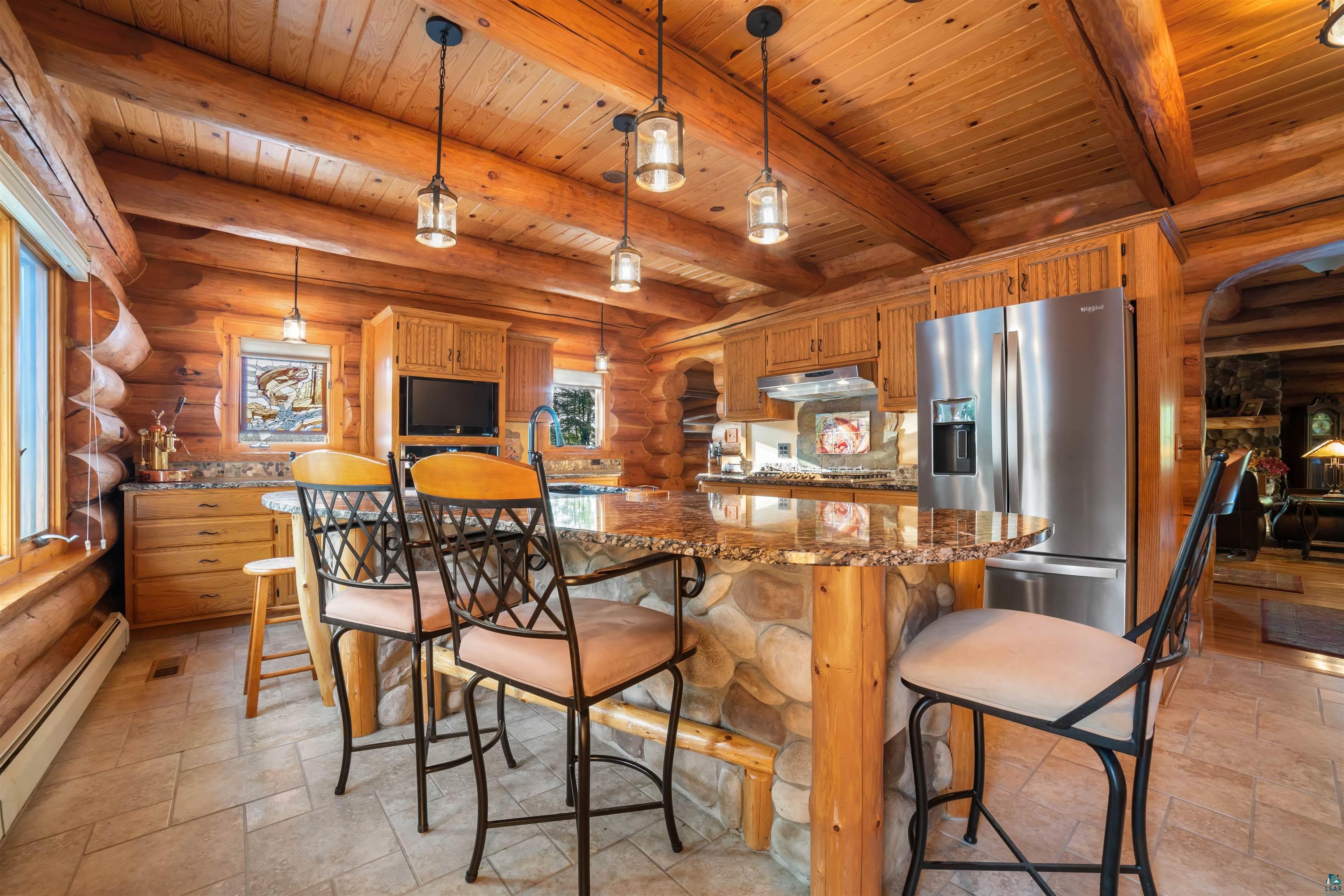 Superior, Wisconsin, 54880, United States, 3 Bedrooms Bedrooms, ,3 BathroomsBathrooms,Residential,Active,1888517