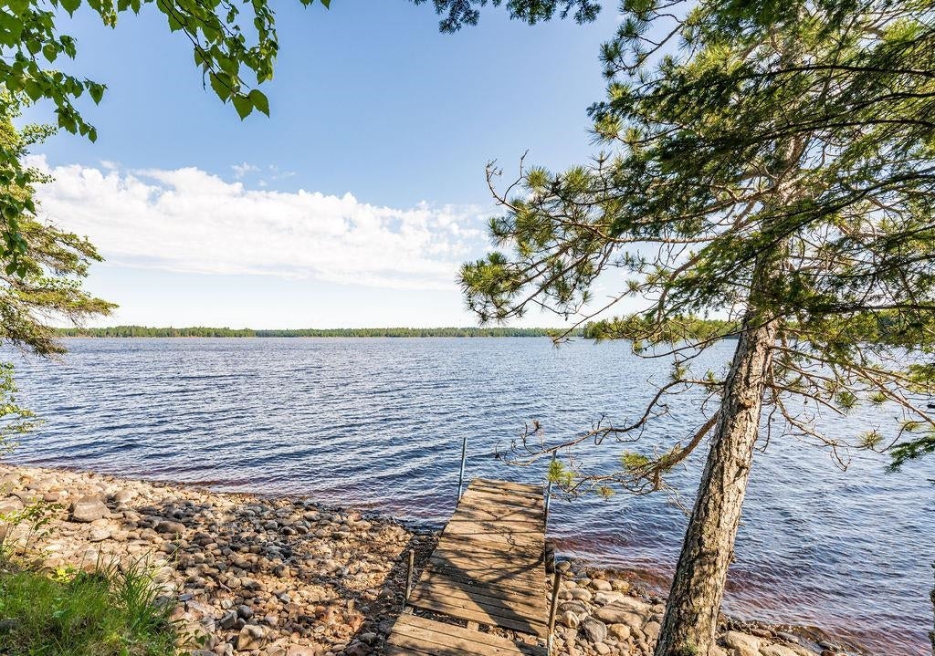 Duluth, Minnesota, 55803, United States, 3 Bedrooms Bedrooms, ,3 BathroomsBathrooms,Residential,Active,1828692