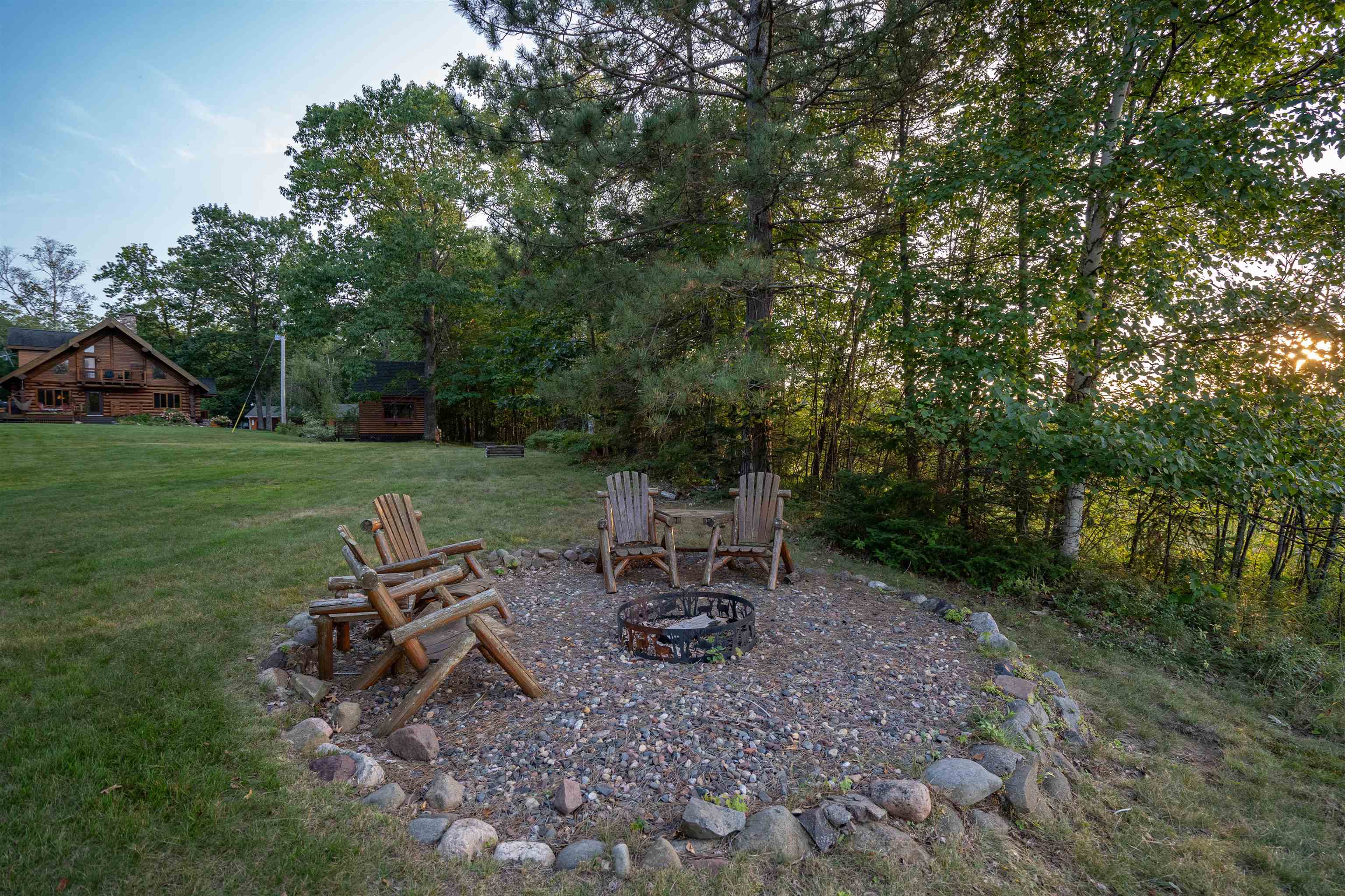 Superior, Wisconsin, 54880, United States, 3 Bedrooms Bedrooms, ,3 BathroomsBathrooms,Residential,Active,1888517