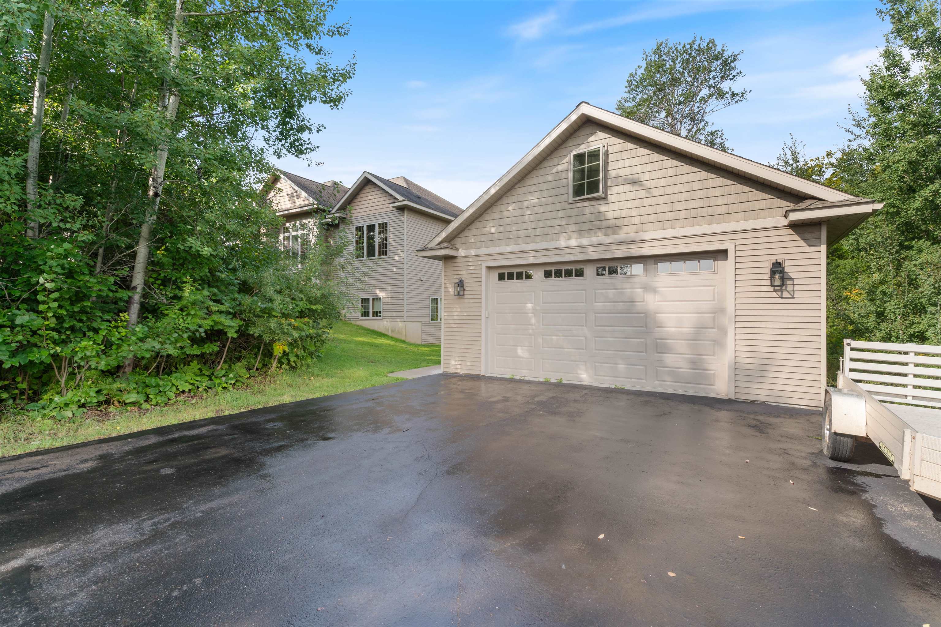 Duluth, Minnesota, 55811, United States, 4 Bedrooms Bedrooms, ,4 BathroomsBathrooms,Residential,Active,1936431