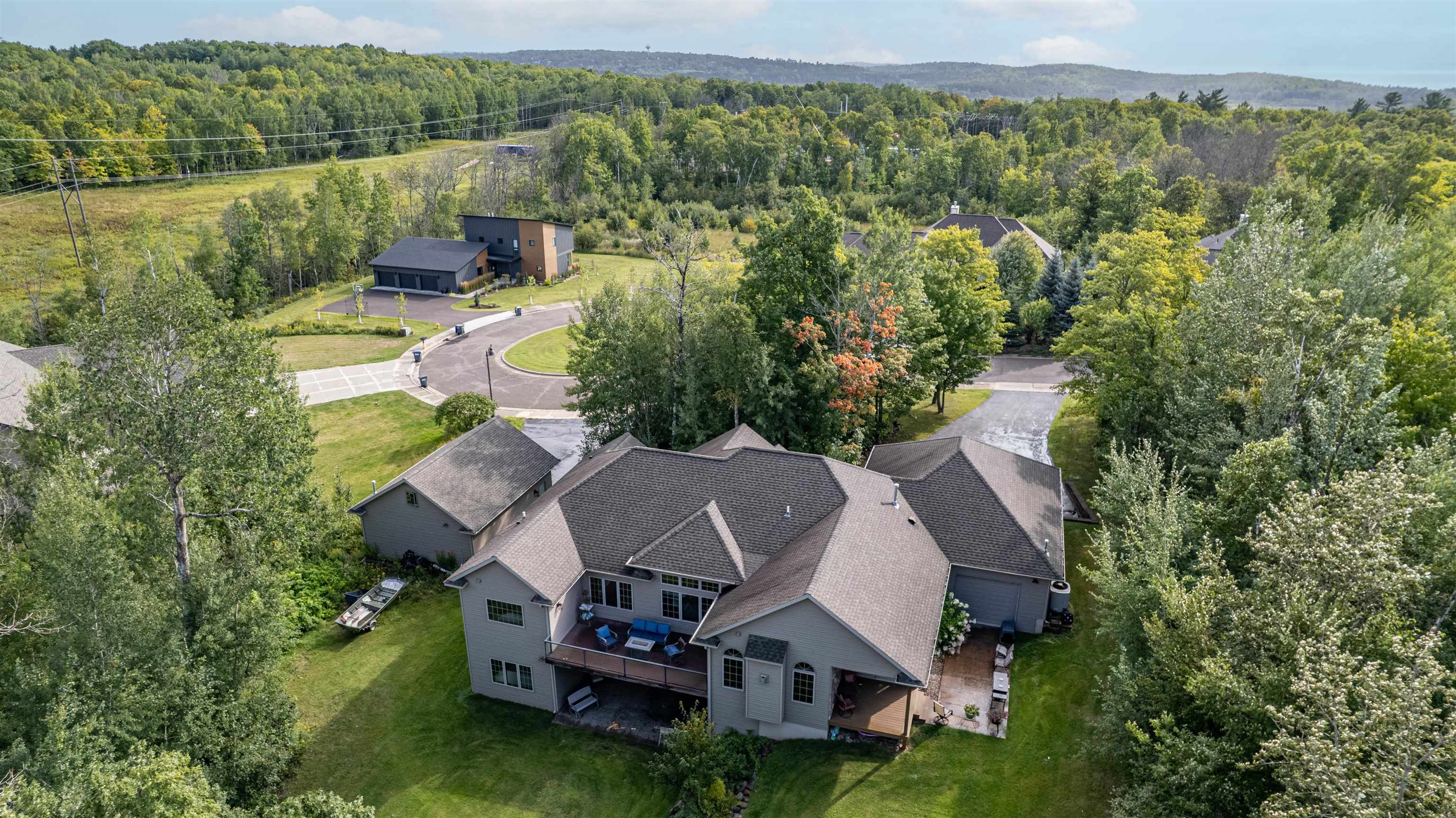 Duluth, Minnesota, 55811, United States, 4 Bedrooms Bedrooms, ,4 BathroomsBathrooms,Residential,Active,1936431