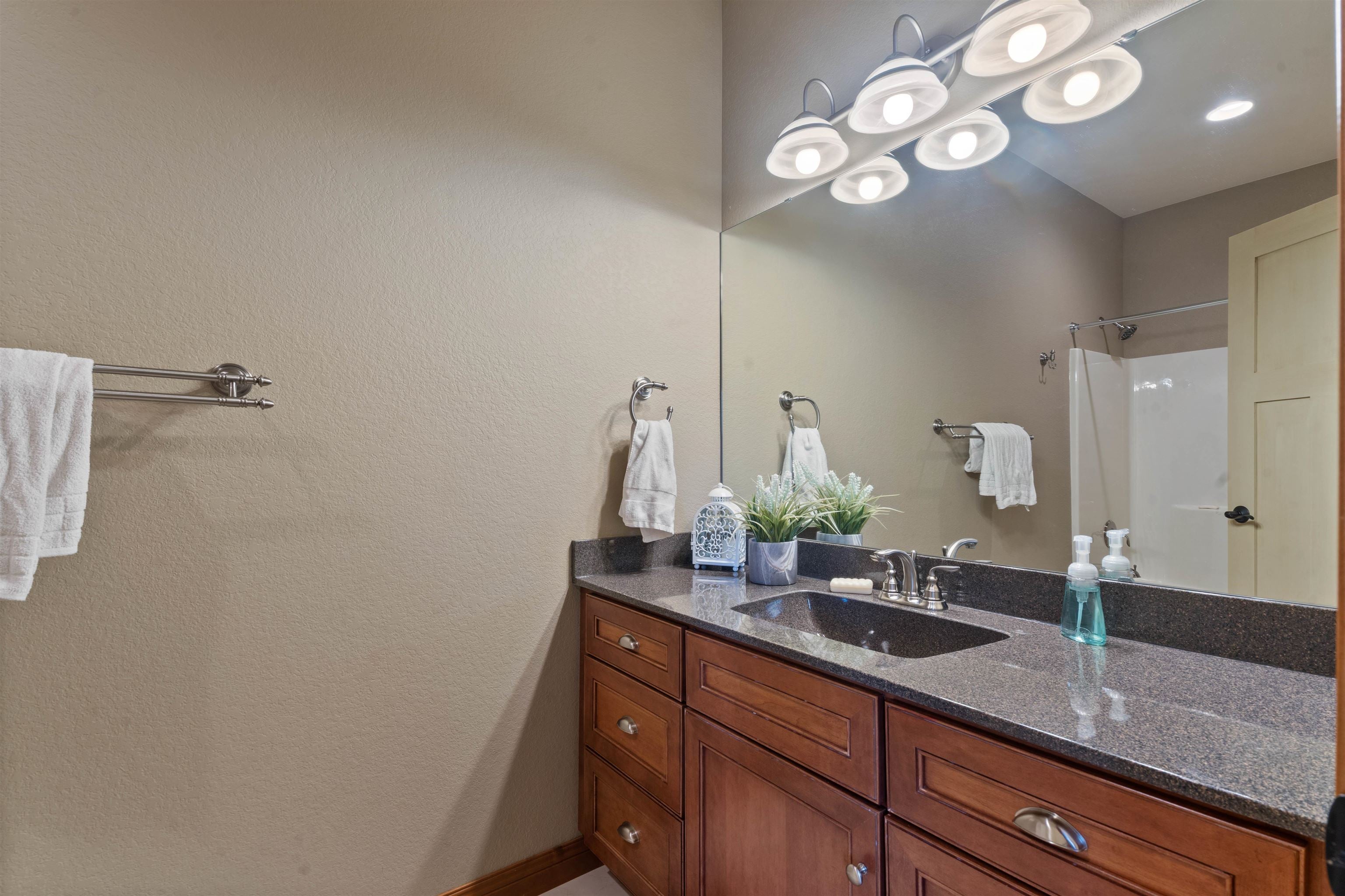 Duluth, Minnesota, 55811, United States, 4 Bedrooms Bedrooms, ,4 BathroomsBathrooms,Residential,Active,1936431