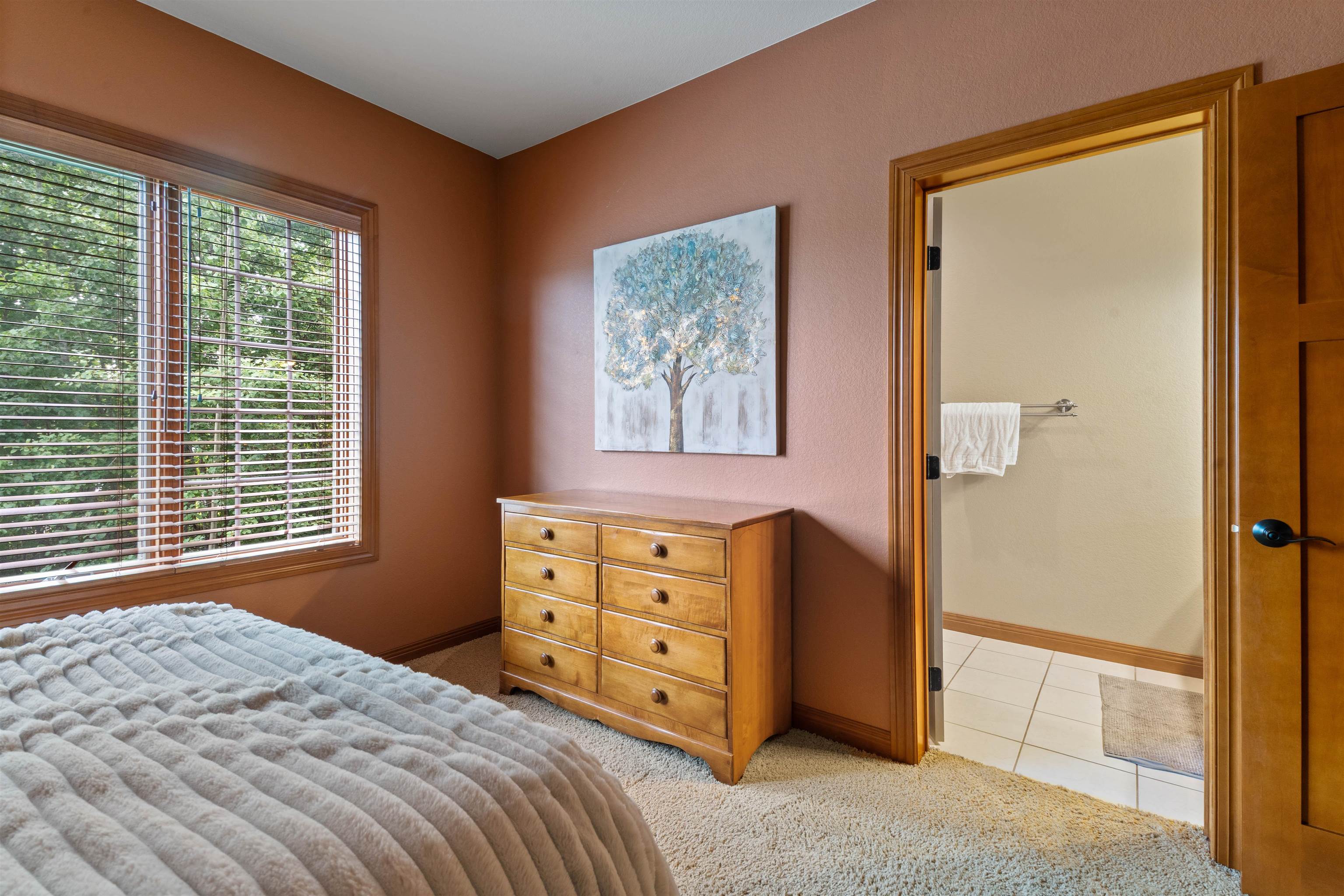 Duluth, Minnesota, 55811, United States, 4 Bedrooms Bedrooms, ,4 BathroomsBathrooms,Residential,Active,1936431