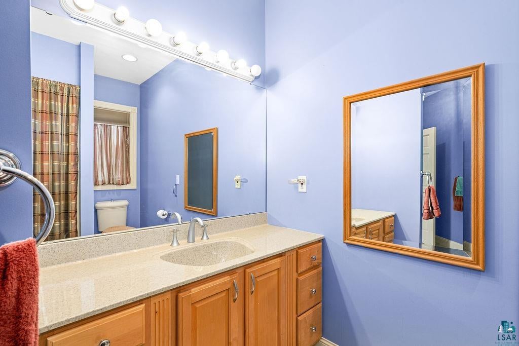 Two Harbors, Minnesota, 55616, United States, ,3 BathroomsBathrooms,Residential,Active,1703376