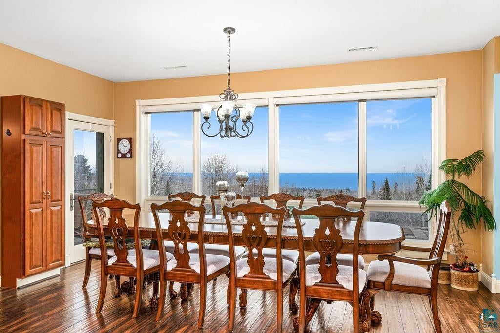 Two Harbors, Minnesota, 55616, United States, ,3 BathroomsBathrooms,Residential,Active,1703376