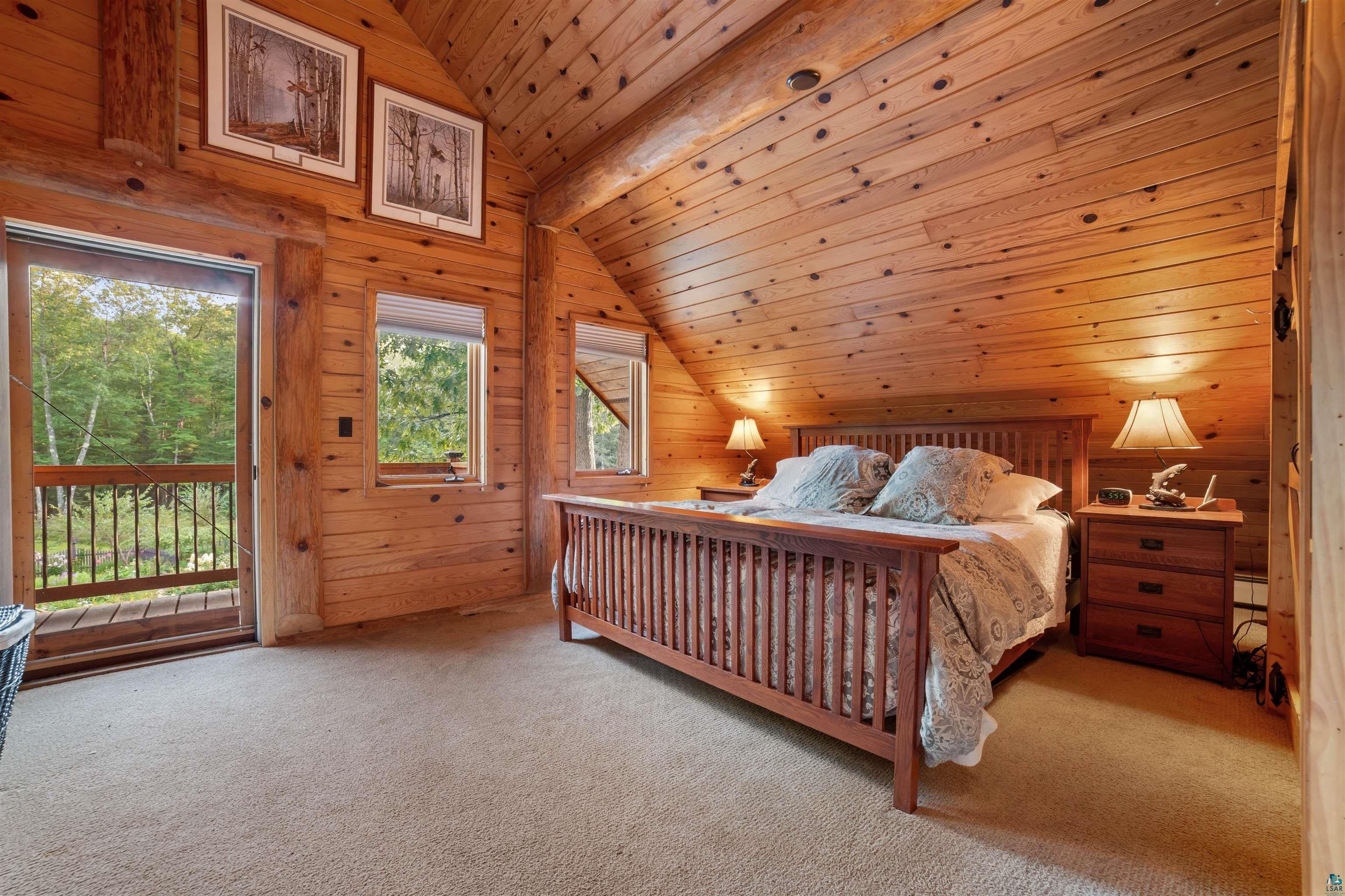 Superior, Wisconsin, 54880, United States, 3 Bedrooms Bedrooms, ,3 BathroomsBathrooms,Residential,Active,1888517