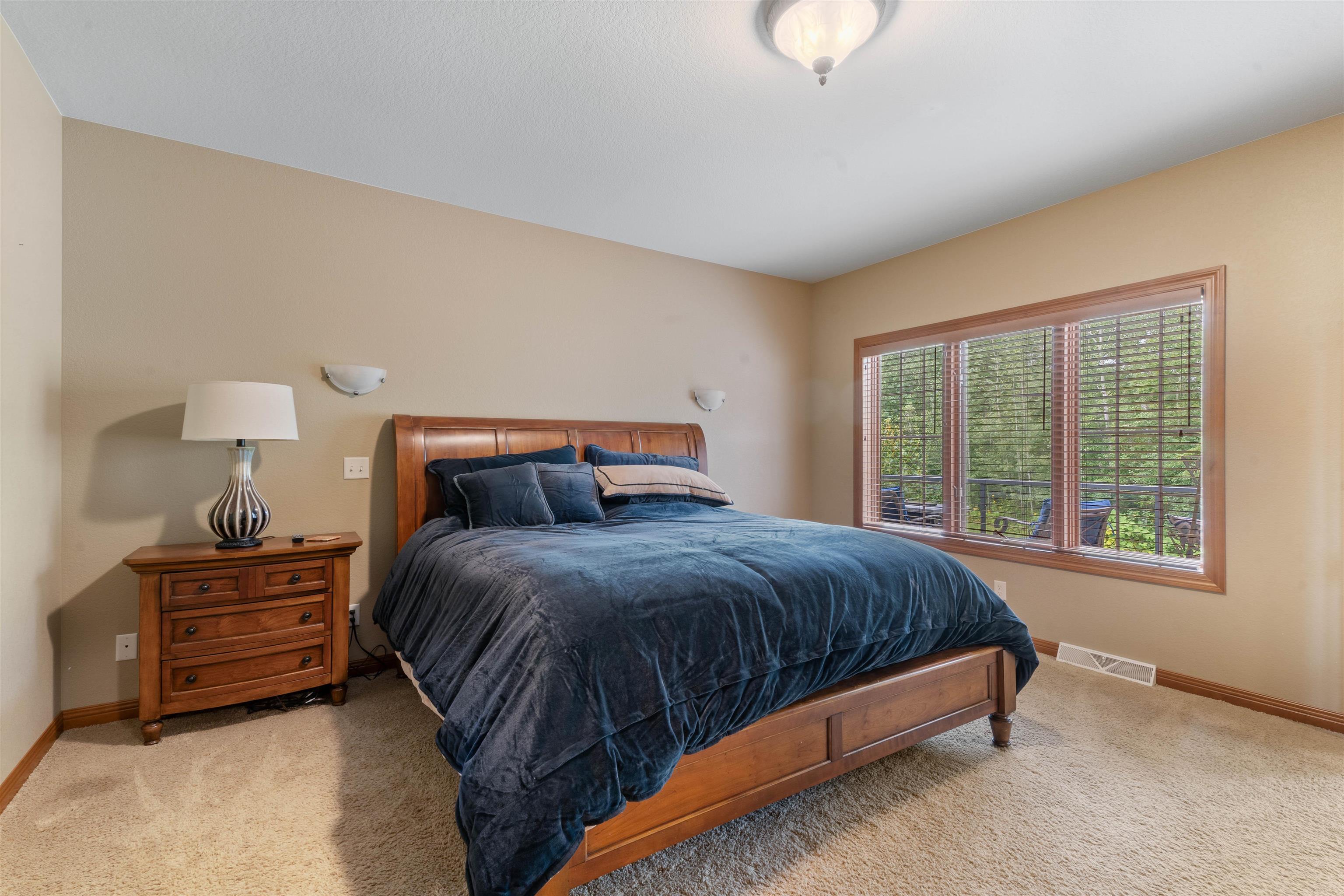 Duluth, Minnesota, 55811, United States, 4 Bedrooms Bedrooms, ,4 BathroomsBathrooms,Residential,Active,1936431