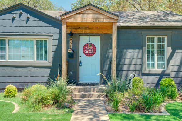 2510 30TH ST, LUBBOCK, TX 79410, photo 2 of 35