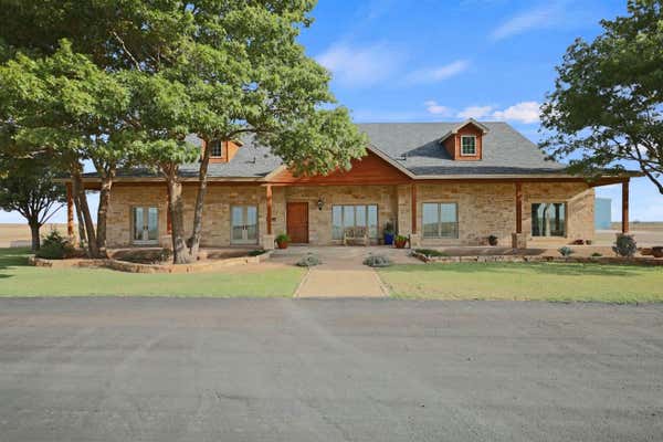 2921 COUNTY ROAD 52, HART, TX 79043 - Image 1