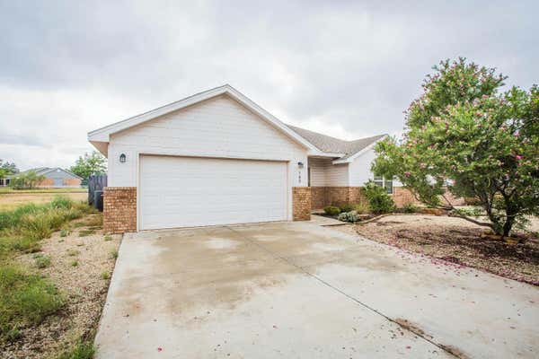 705 CHANTILLY LN, POST, TX 79356 - Image 1