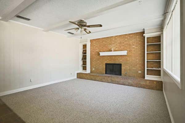 5526 1ST ST, LUBBOCK, TX 79416, photo 3 of 31