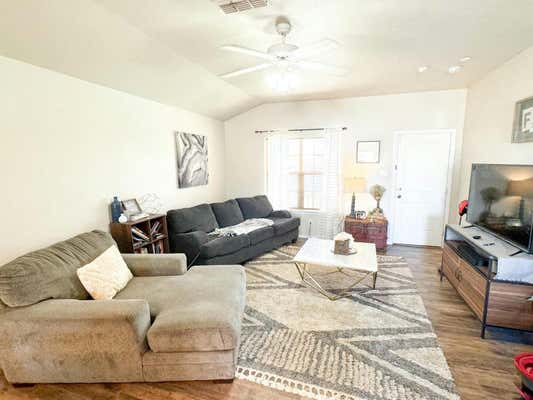 601 N TEAK AVE, LUBBOCK, TX 79403, photo 2 of 8