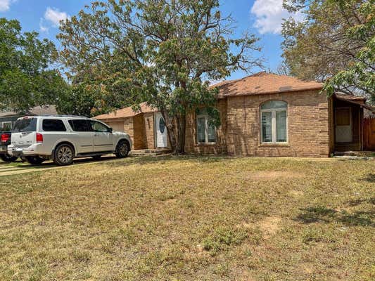 2426 30TH ST, LUBBOCK, TX 79411, photo 5 of 32