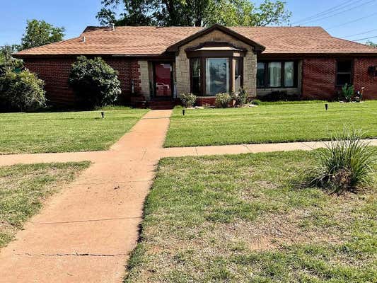 915 W MAIN ST, POST, TX 79356 - Image 1