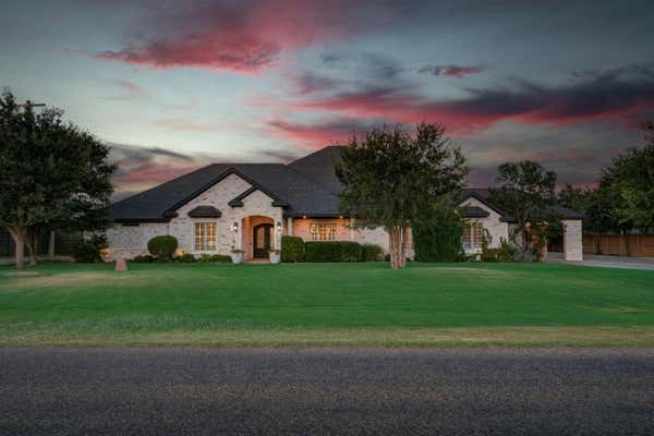 814 AVENUE Q, SHALLOWATER, TX 79363 - Image 1