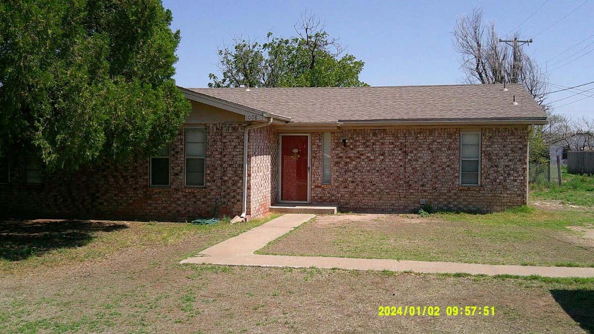 1008 AVENUE H, SHALLOWATER, TX 79363, photo 1 of 26