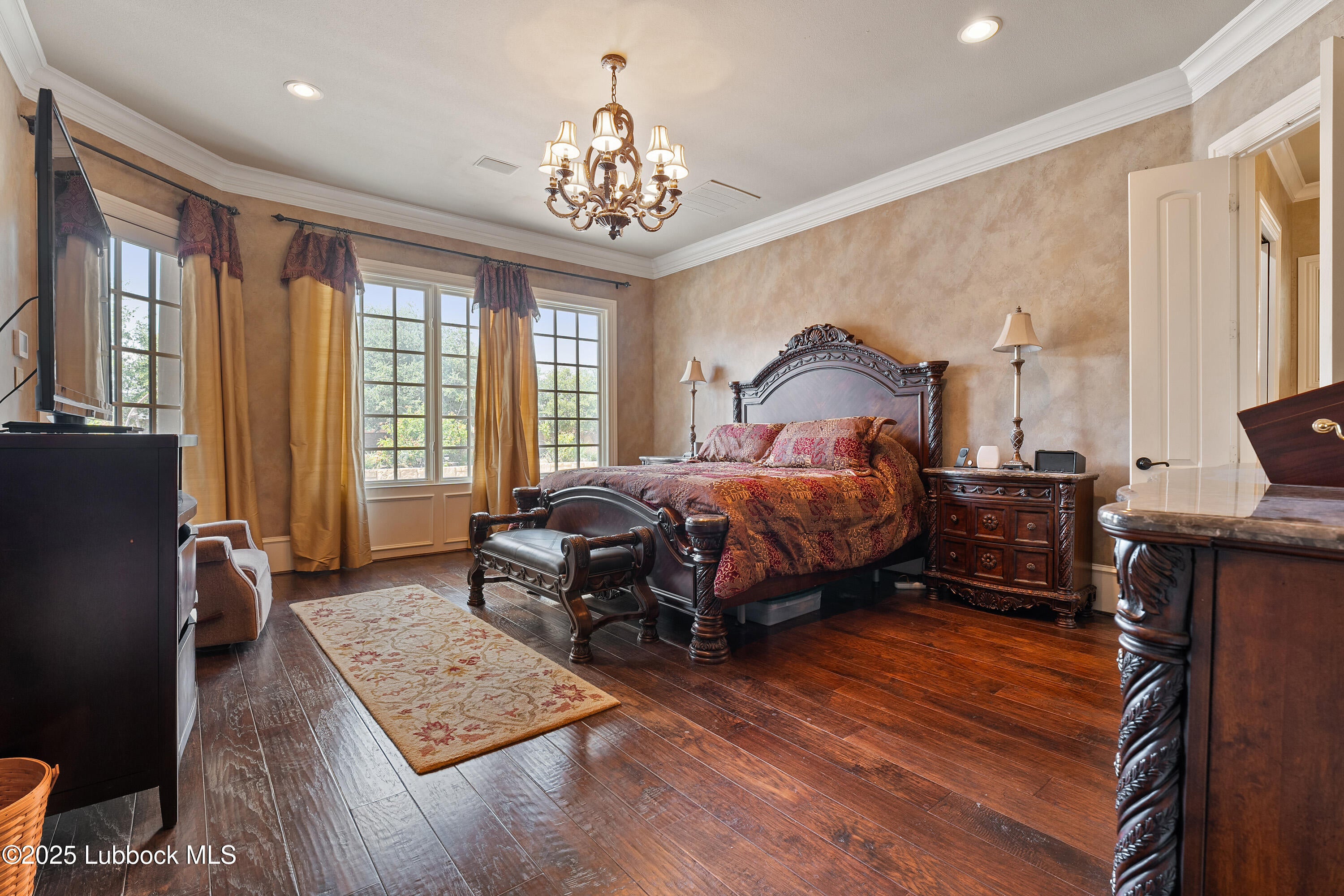 Lubbock, Texas, 79424, United States, 6 Bedrooms Bedrooms, ,8 BathroomsBathrooms,Residential,Active,1929701