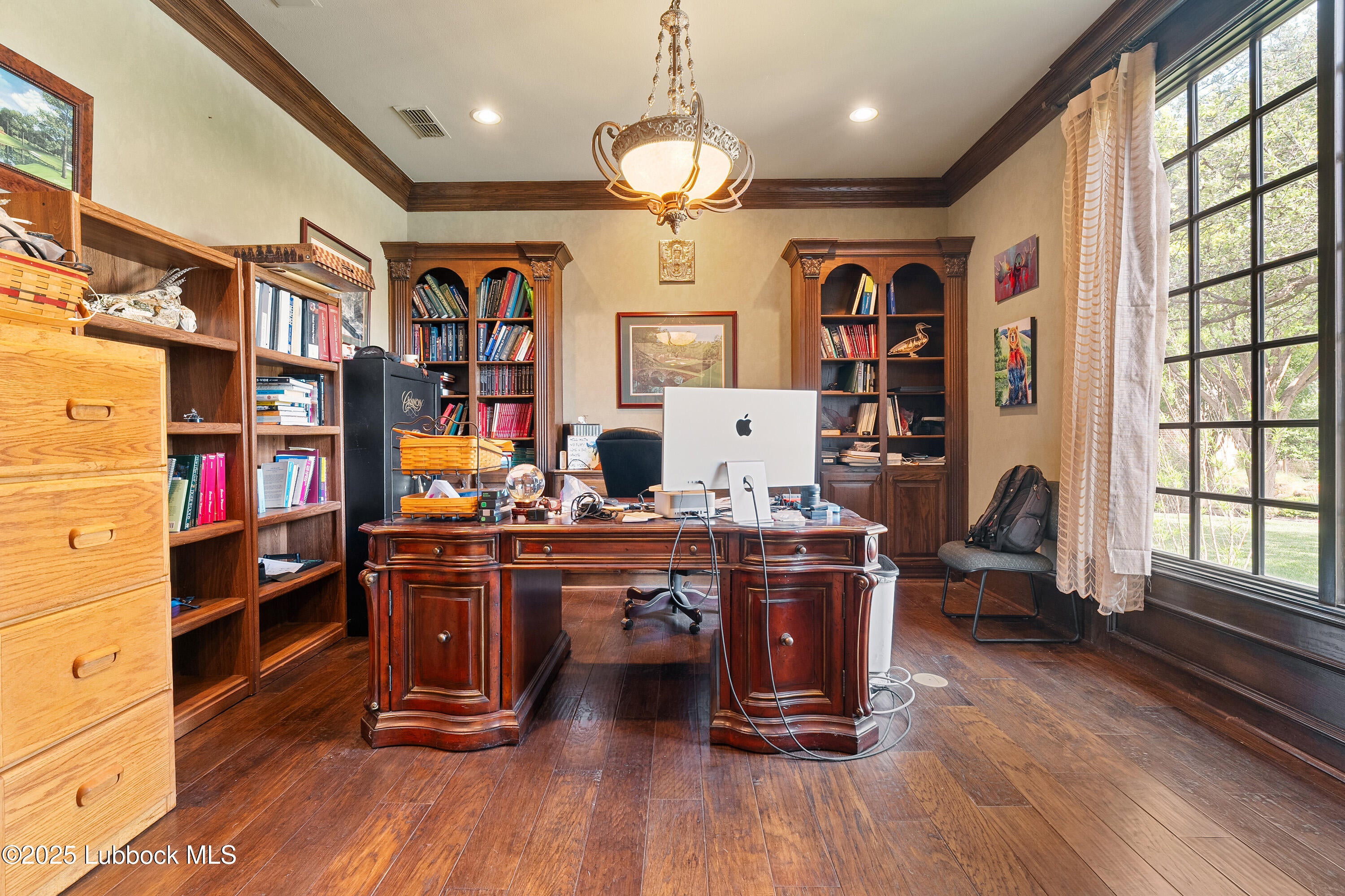 Lubbock, Texas, 79424, United States, 6 Bedrooms Bedrooms, ,8 BathroomsBathrooms,Residential,Active,1929701