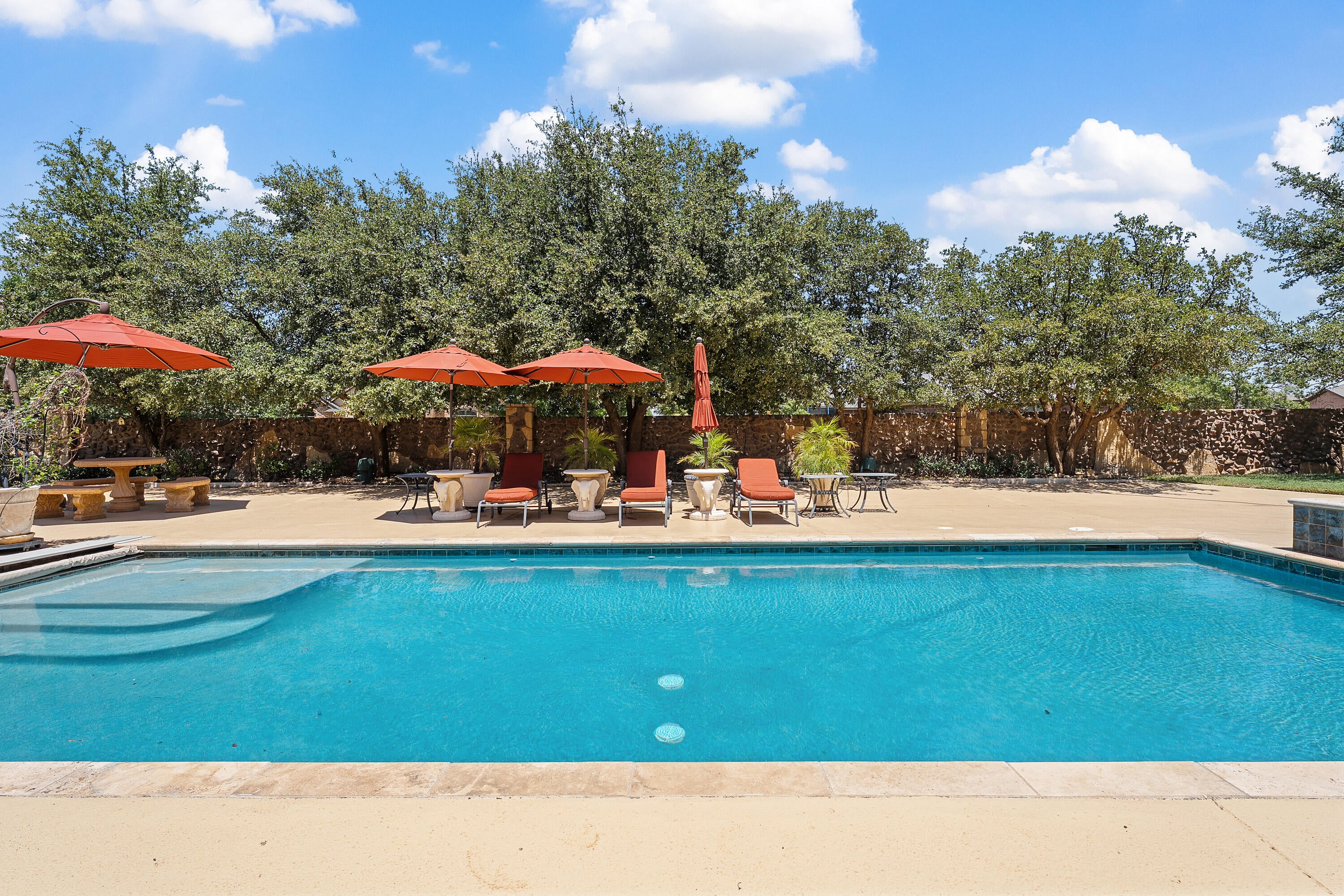 Lubbock, Texas, 79424, United States, 6 Bedrooms Bedrooms, ,8 BathroomsBathrooms,Residential,Active,1929701