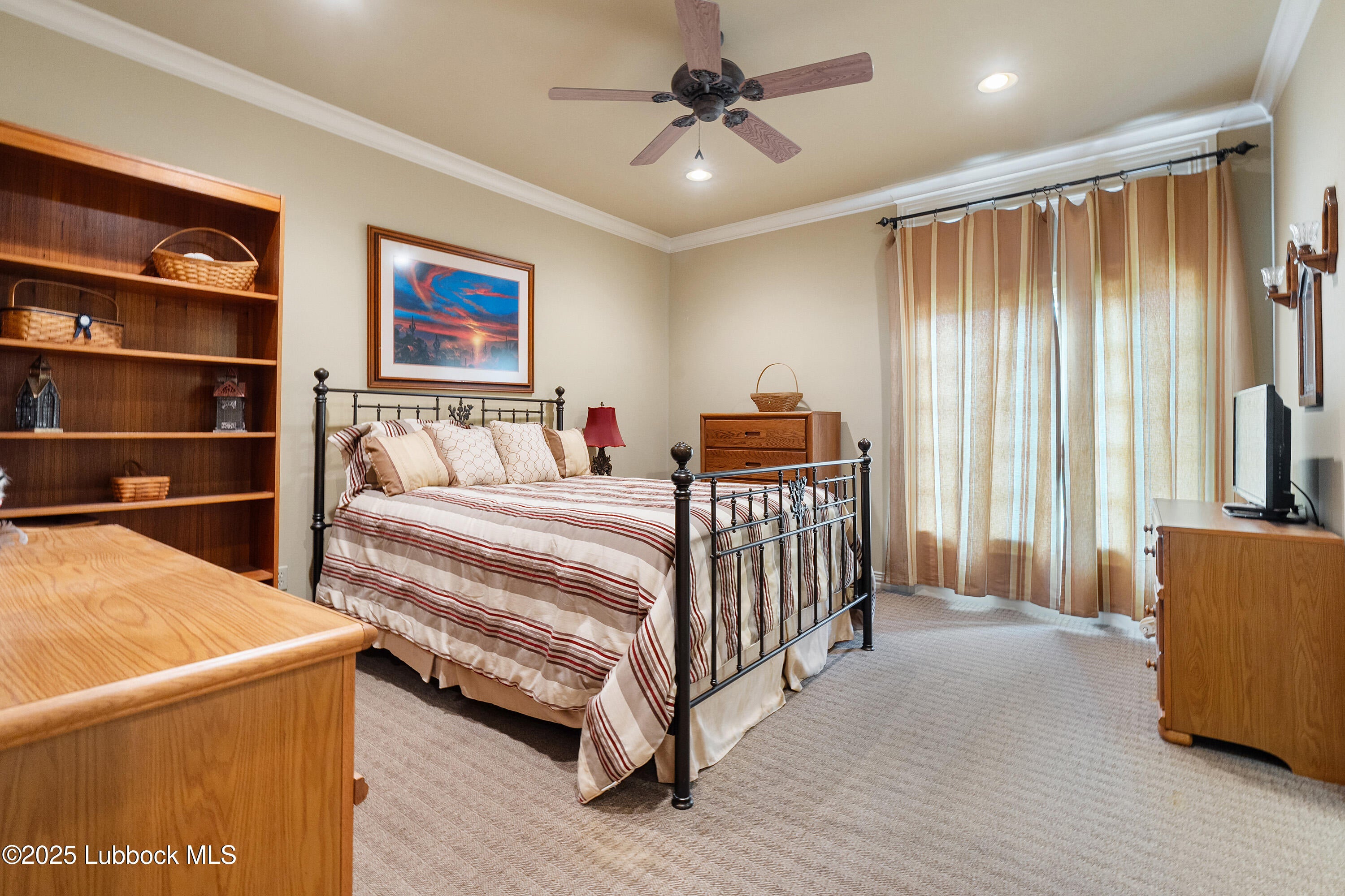 Lubbock, Texas, 79424, United States, 6 Bedrooms Bedrooms, ,8 BathroomsBathrooms,Residential,Active,1929701