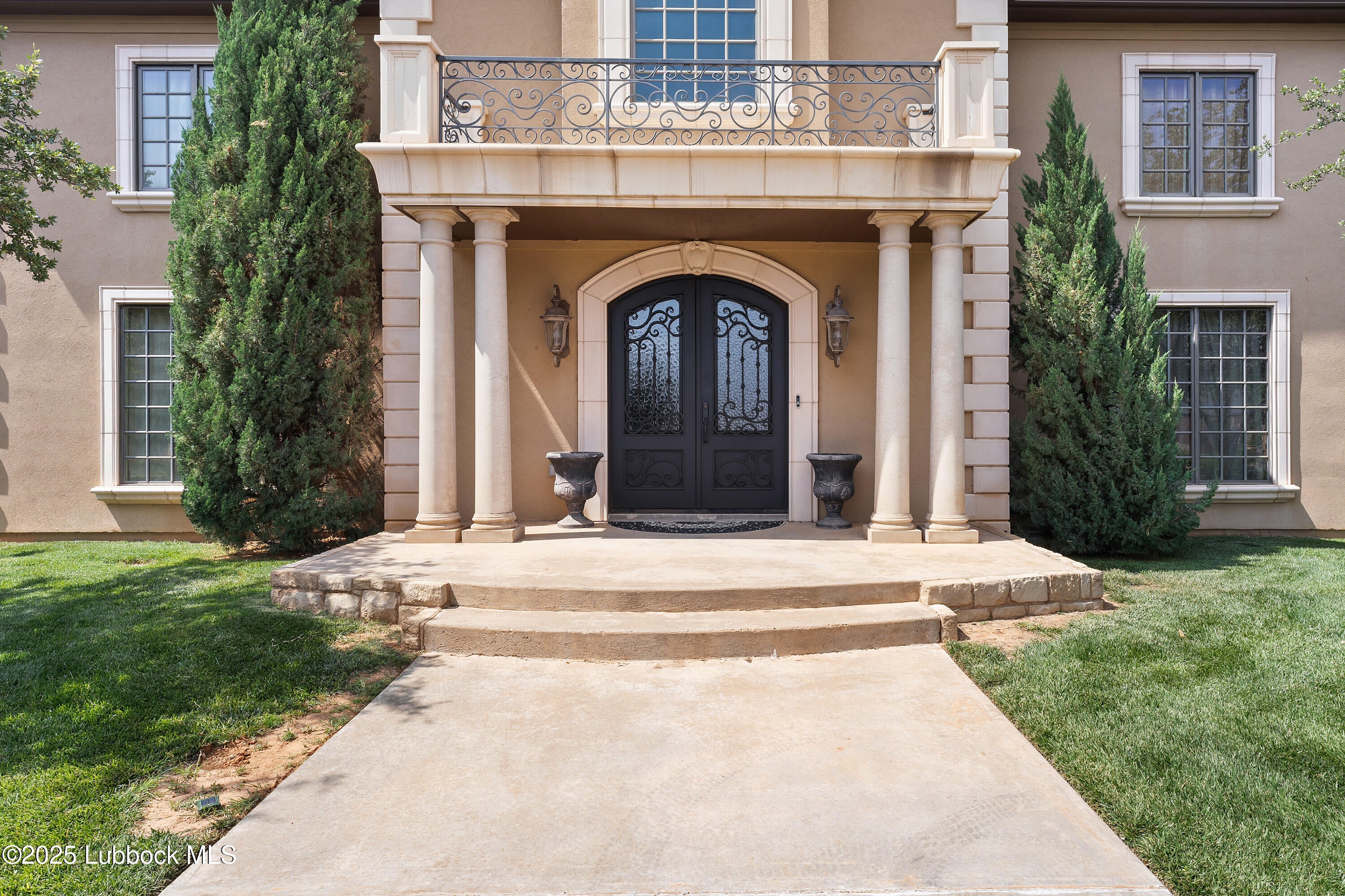 Lubbock, Texas, 79424, United States, 6 Bedrooms Bedrooms, ,8 BathroomsBathrooms,Residential,Active,1929701