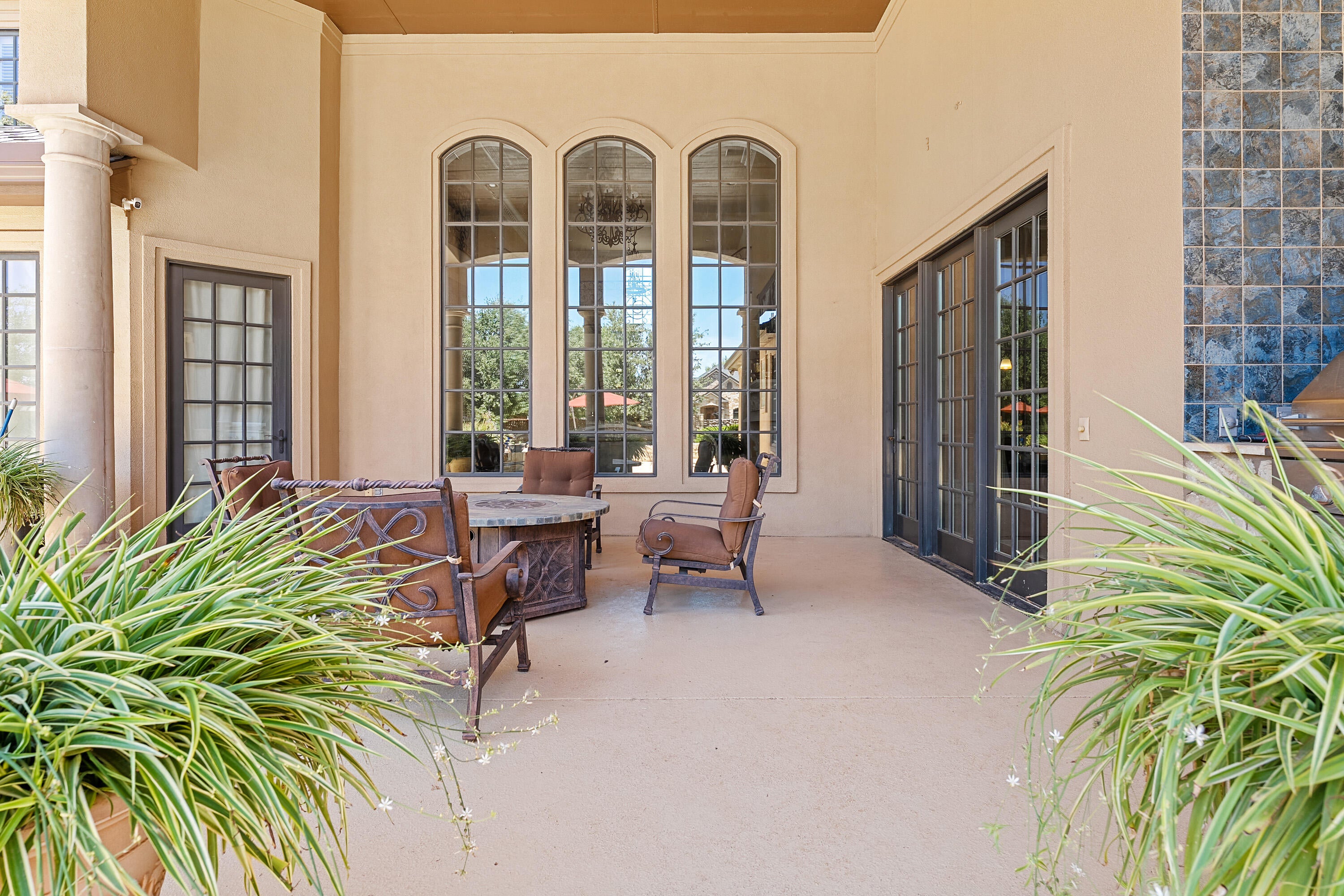 Lubbock, Texas, 79424, United States, 6 Bedrooms Bedrooms, ,8 BathroomsBathrooms,Residential,Active,1929701