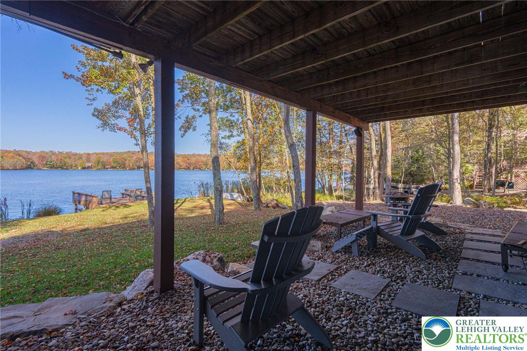 Clifton Twp, Pennsylvania, 18424, United States, 5 Bedrooms Bedrooms, ,4 BathroomsBathrooms,Residential,Active,1962171