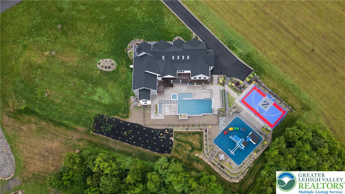 Greenwich Township, Pennsylvania, 19530, United States, ,5 BathroomsBathrooms,Residential,Active,1880295