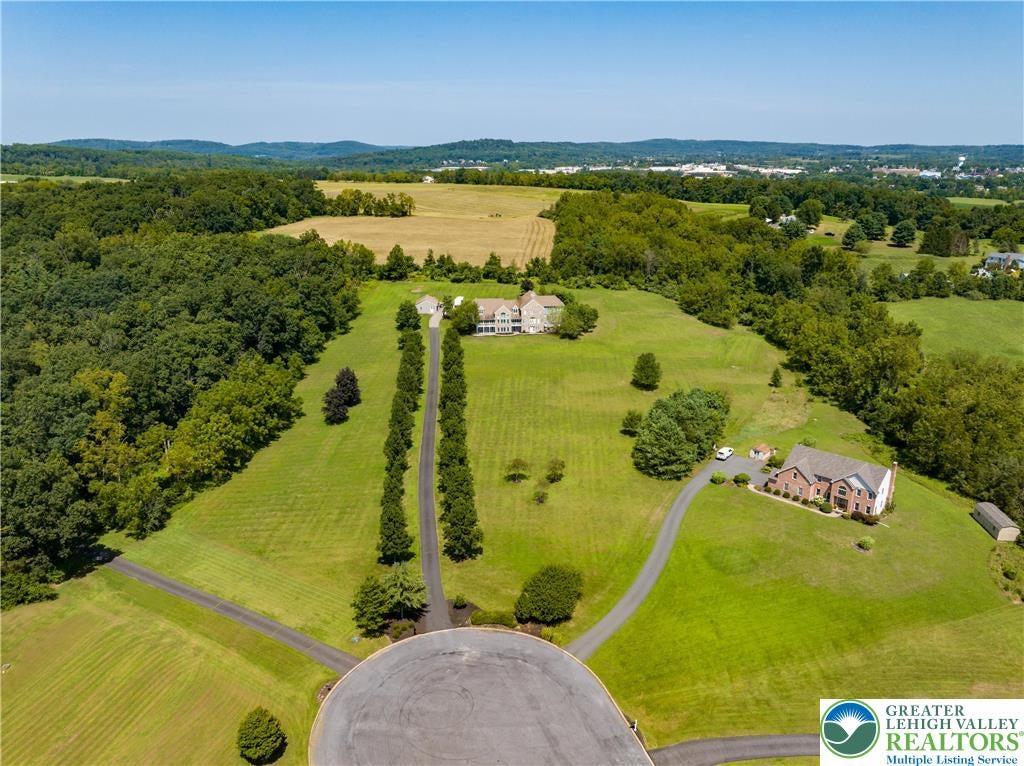 Upper Hanover Twp, Pennsylvania, 18041, United States, 7 Bedrooms Bedrooms, ,9 BathroomsBathrooms,Residential,Active,1936385